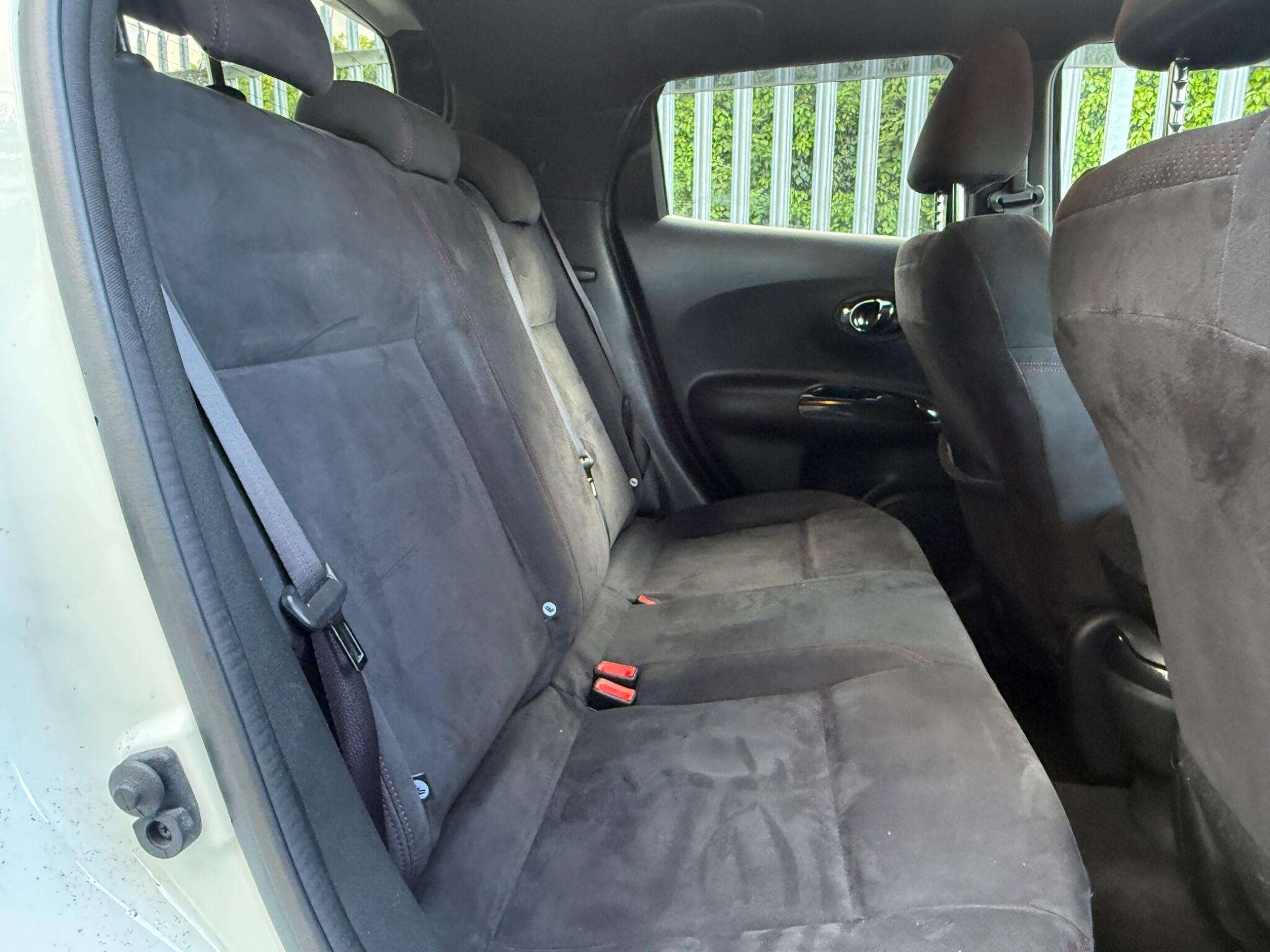 2015 Nissan Juke image 29