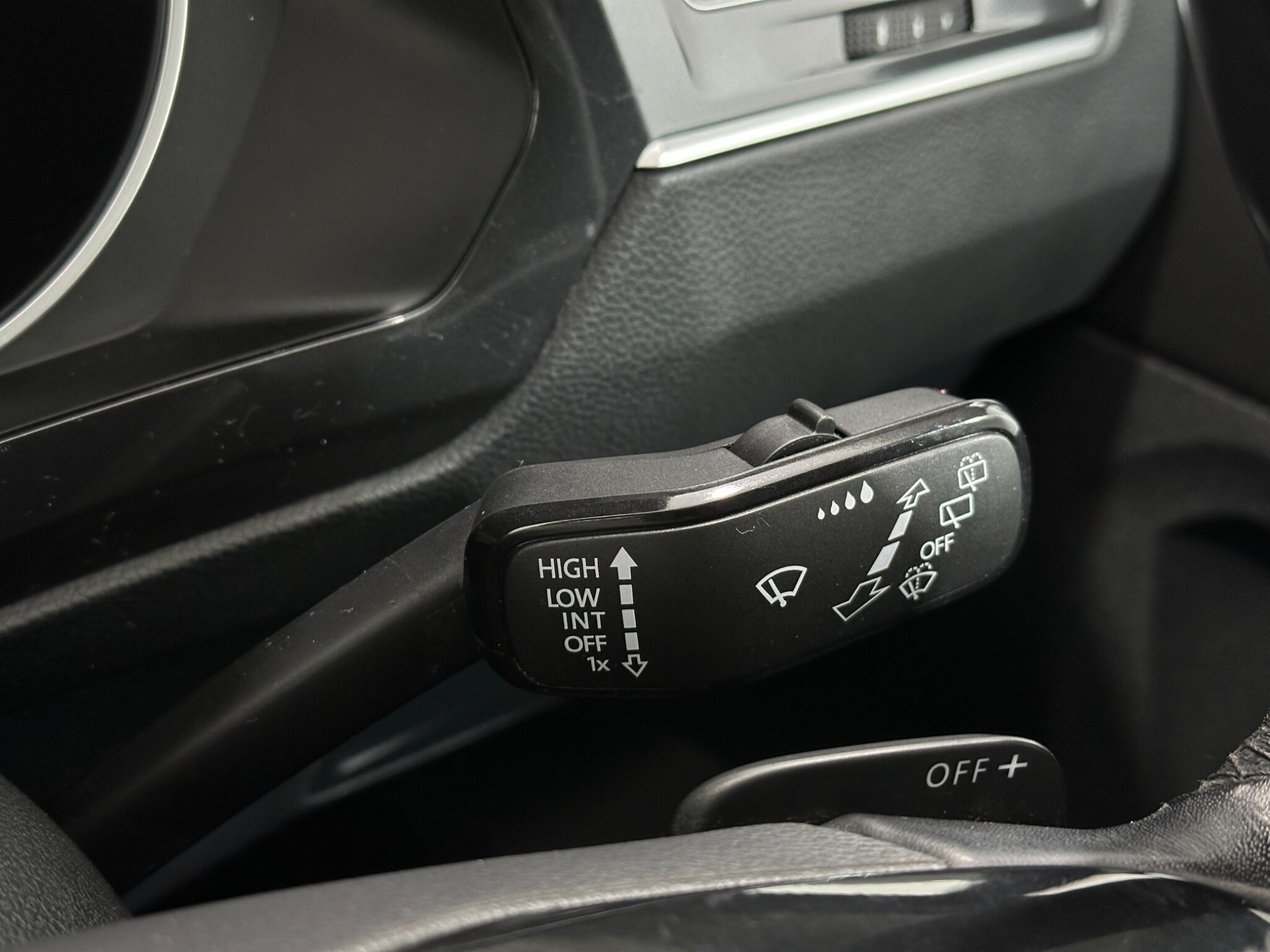 Volkswagen Tiguan view 17
