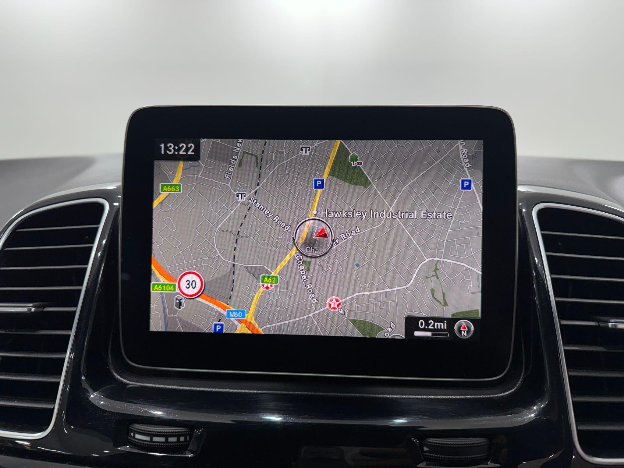 Mercedes-Benz Gle view 39