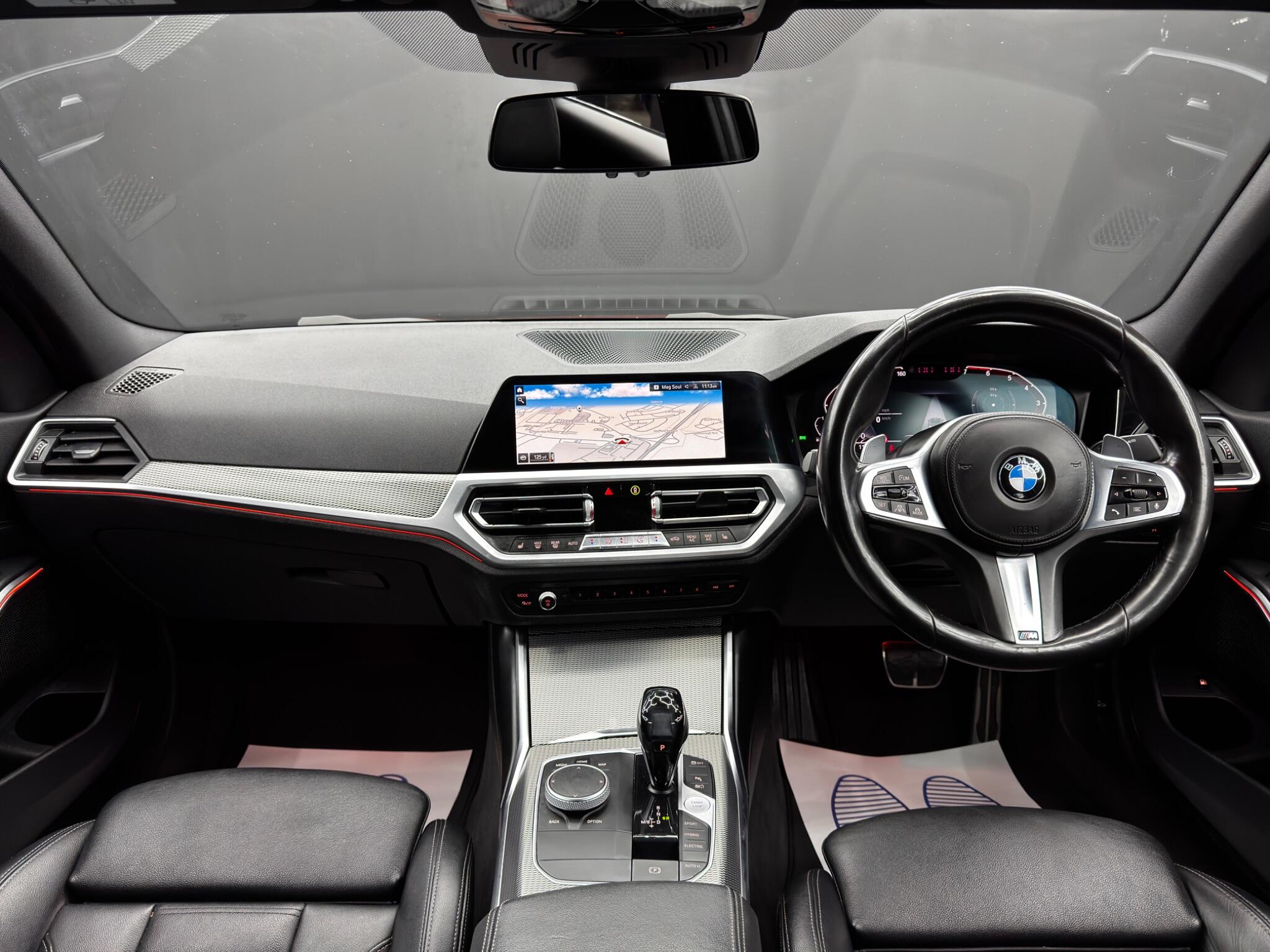 BMW 3 Series view 10
