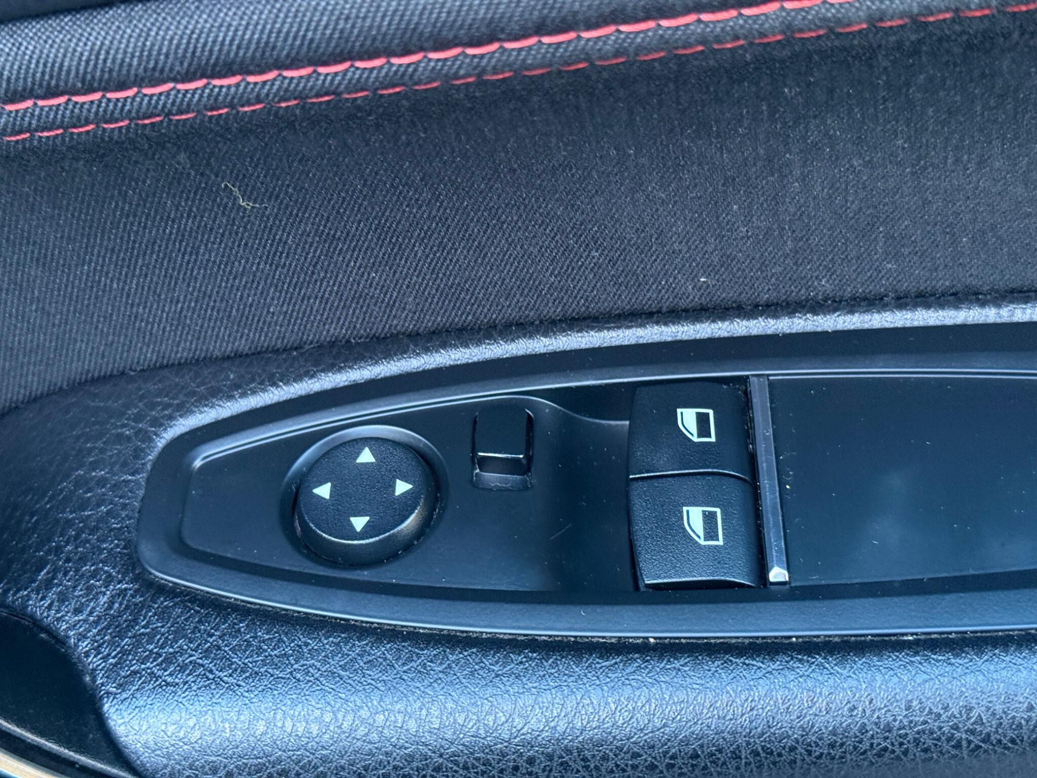 BMW 2 Series view 31