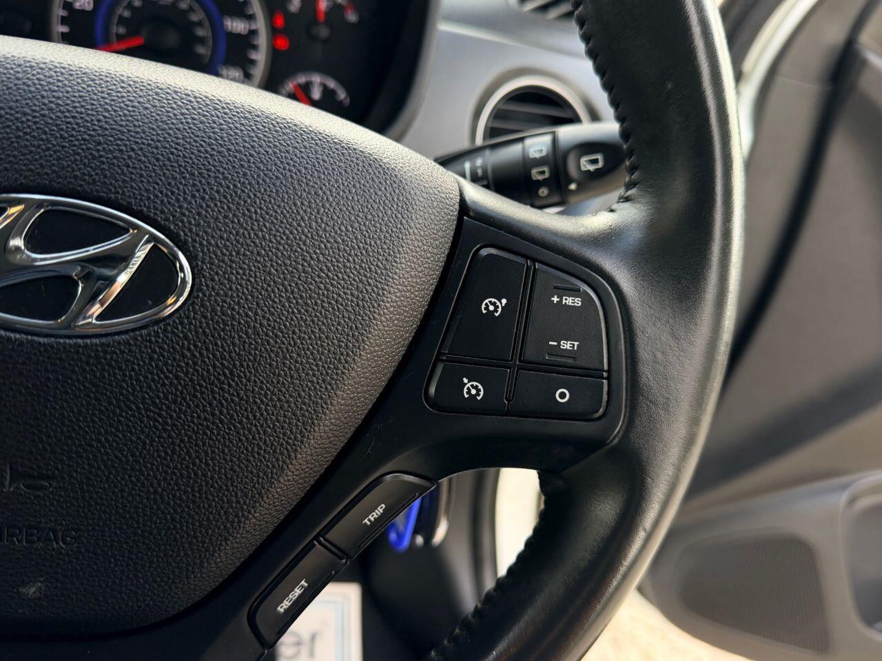 Hyundai I10 view 32