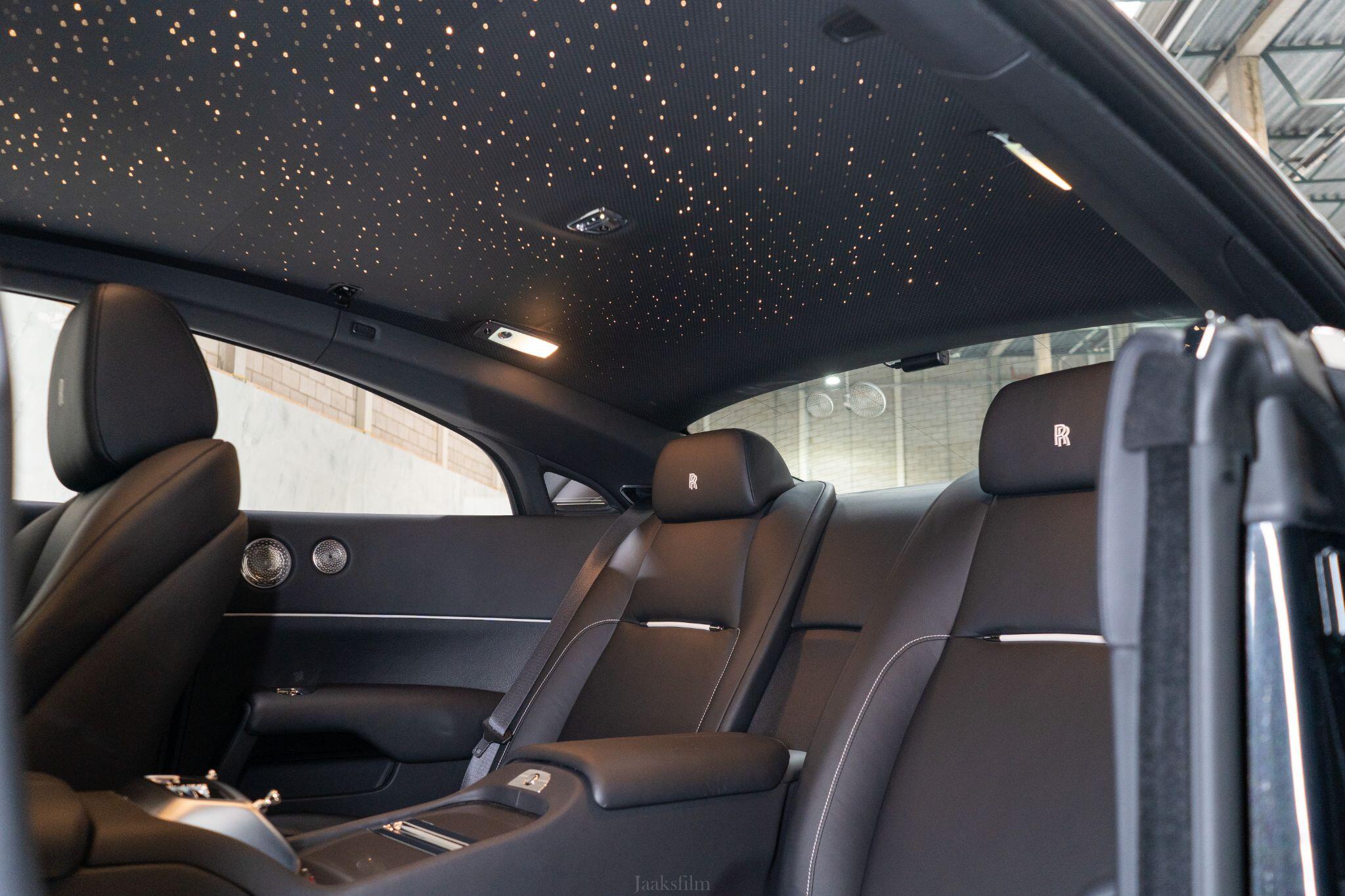 Rolls-Royce Wraith view 20