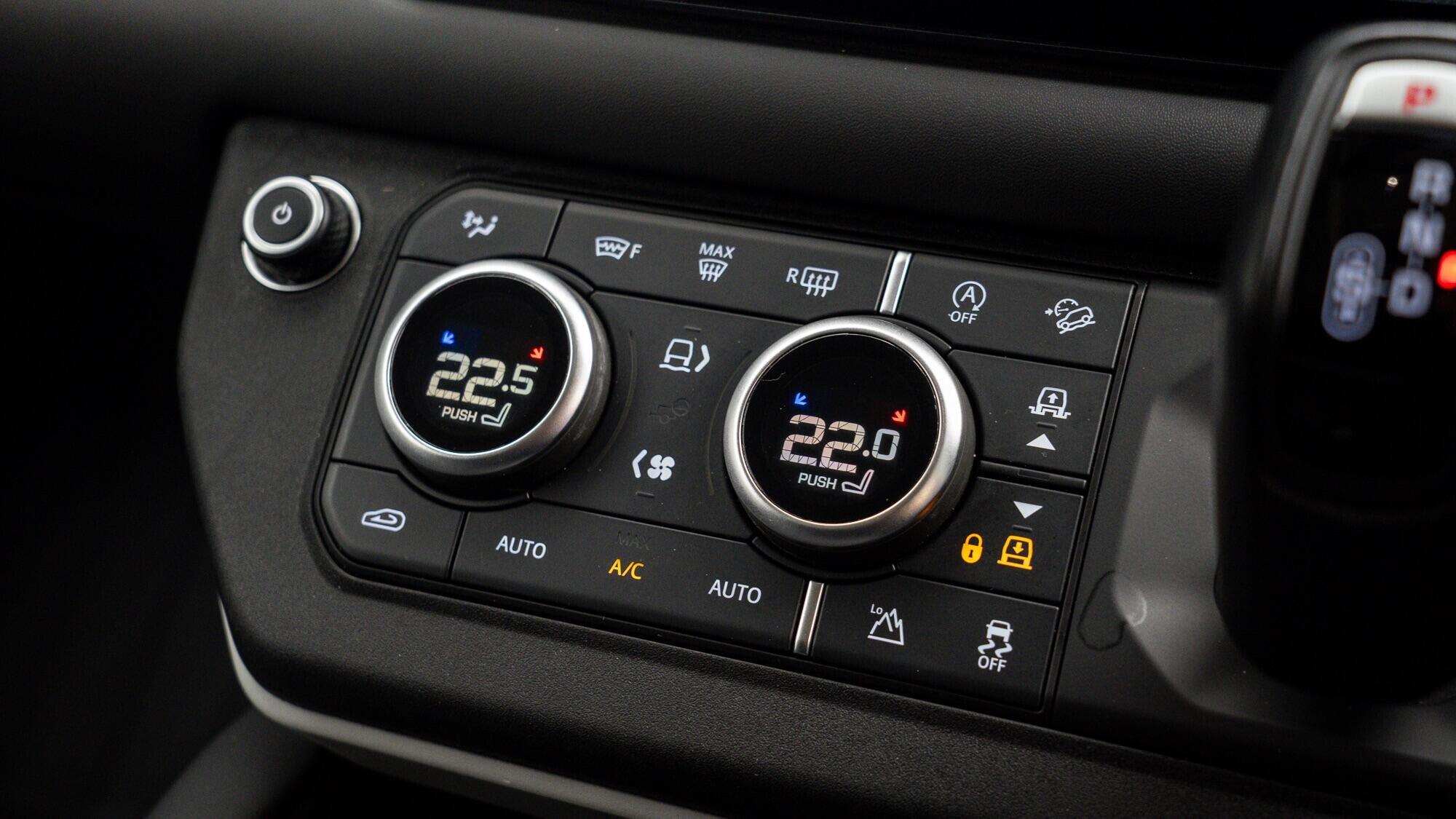 Land Rover Defender view 11