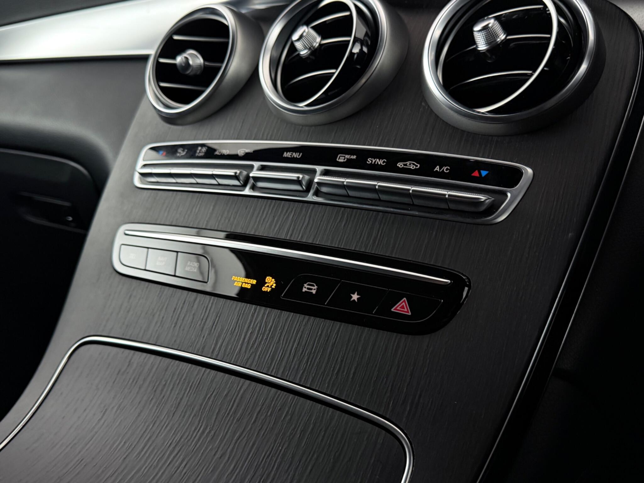 Mercedes-Benz GLC view 25