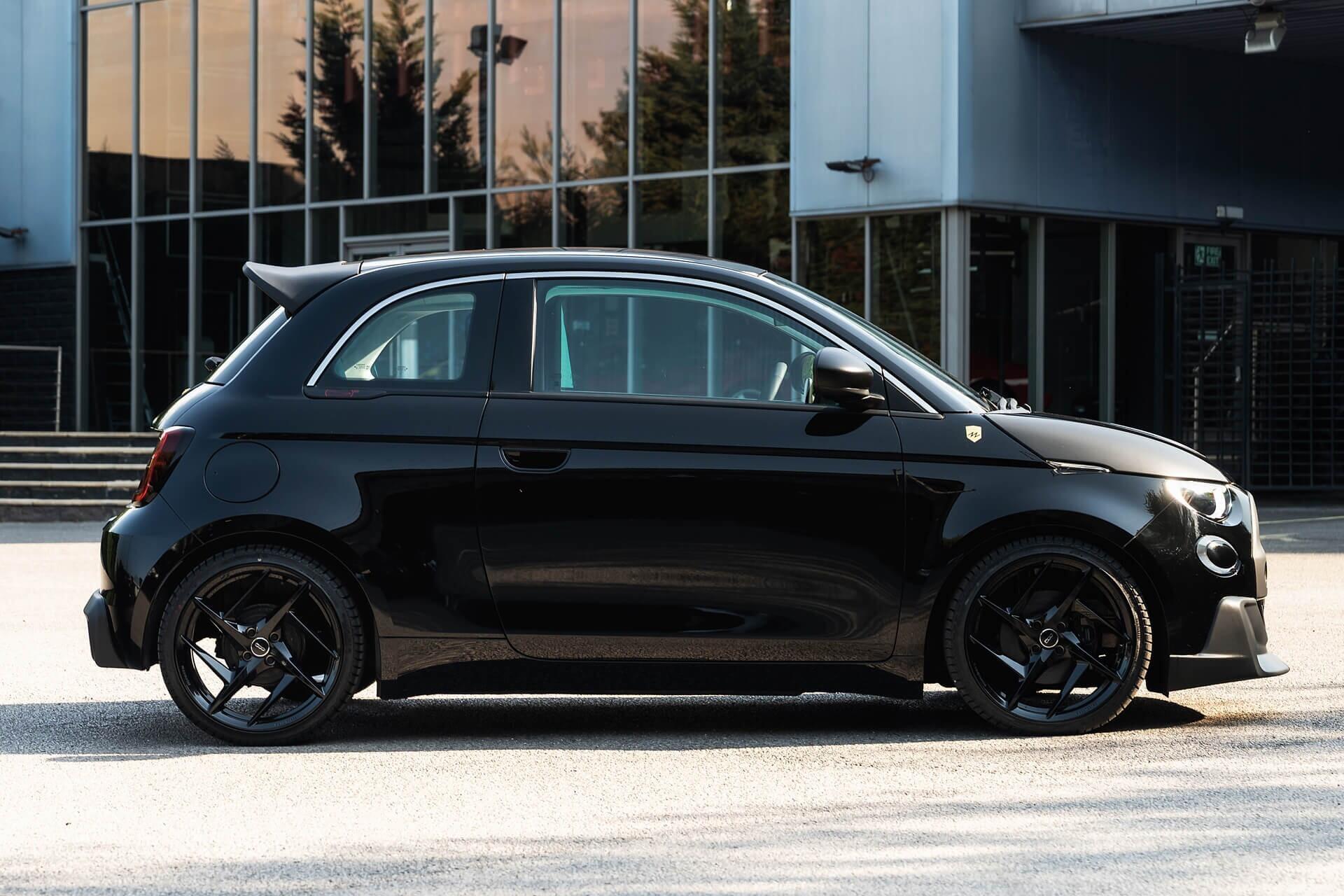 Fiat 500e view 5