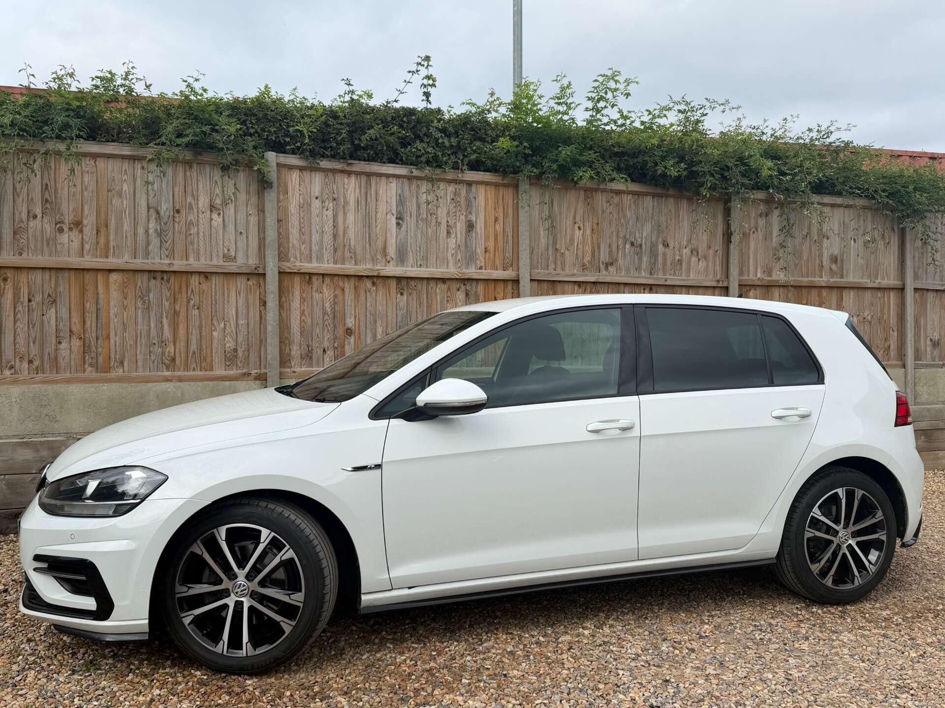Volkswagen Golf view 5