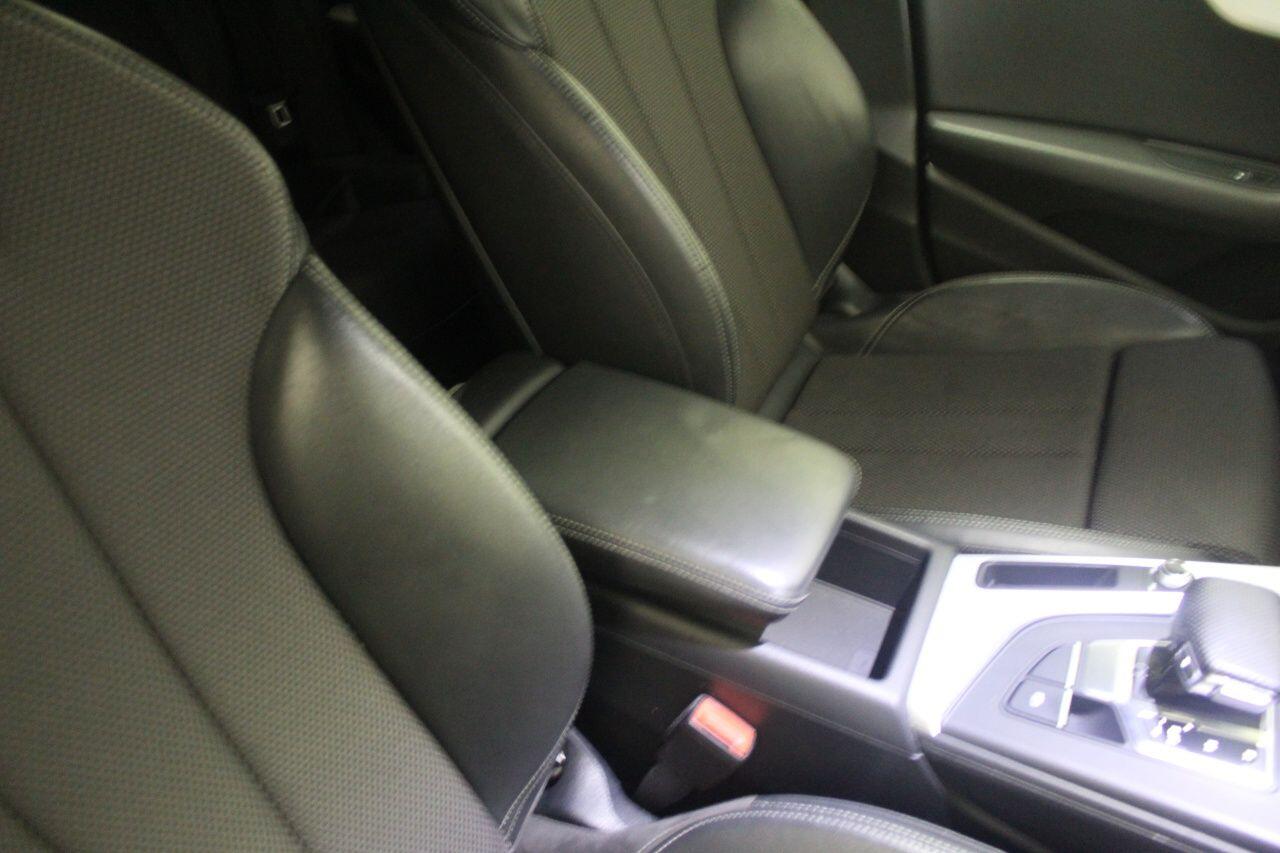 Audi A4 view 45