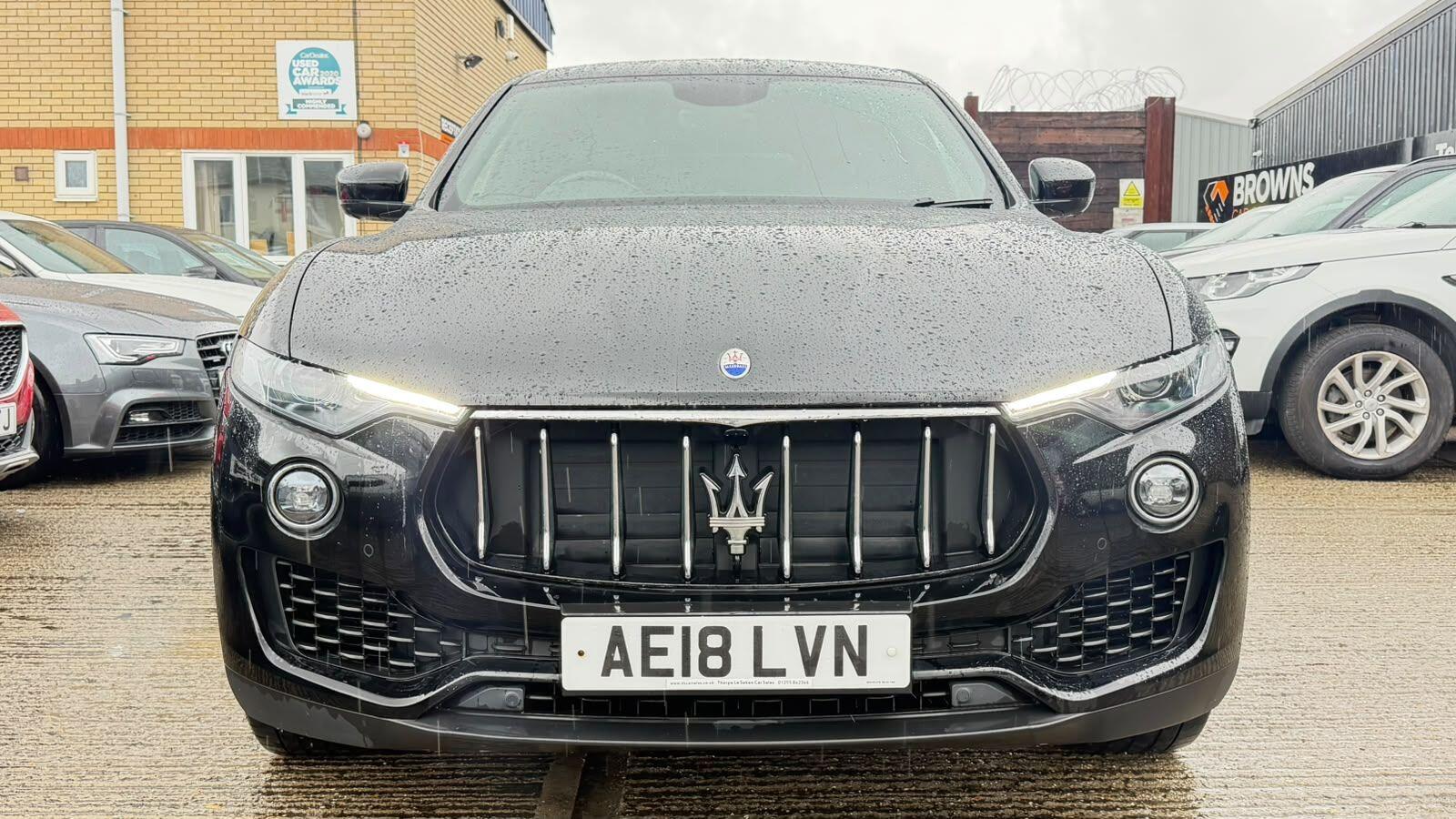 Maserati Levante view 8