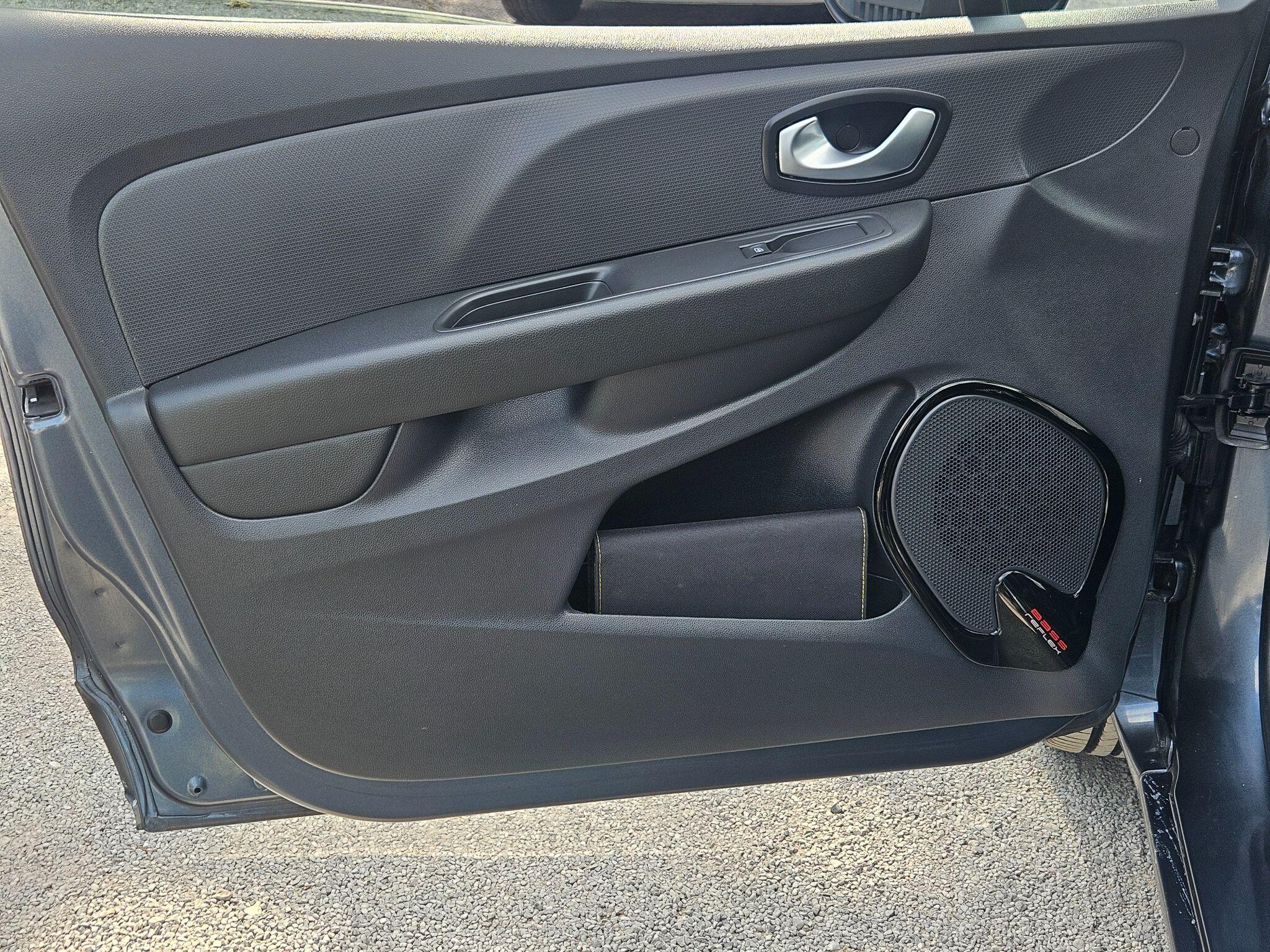 2018 Renault Clio image 41