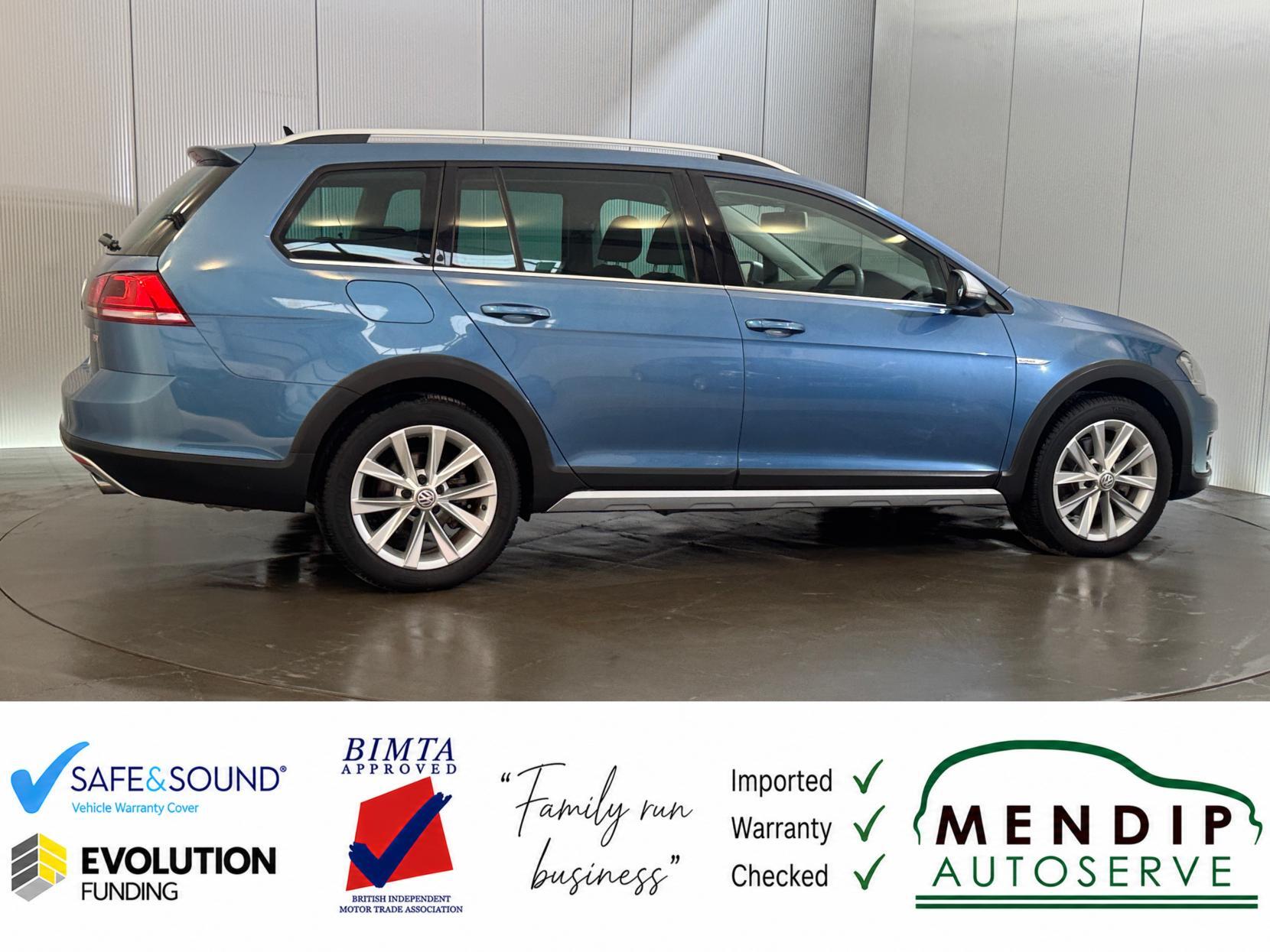 Volkswagen Golf view 26
