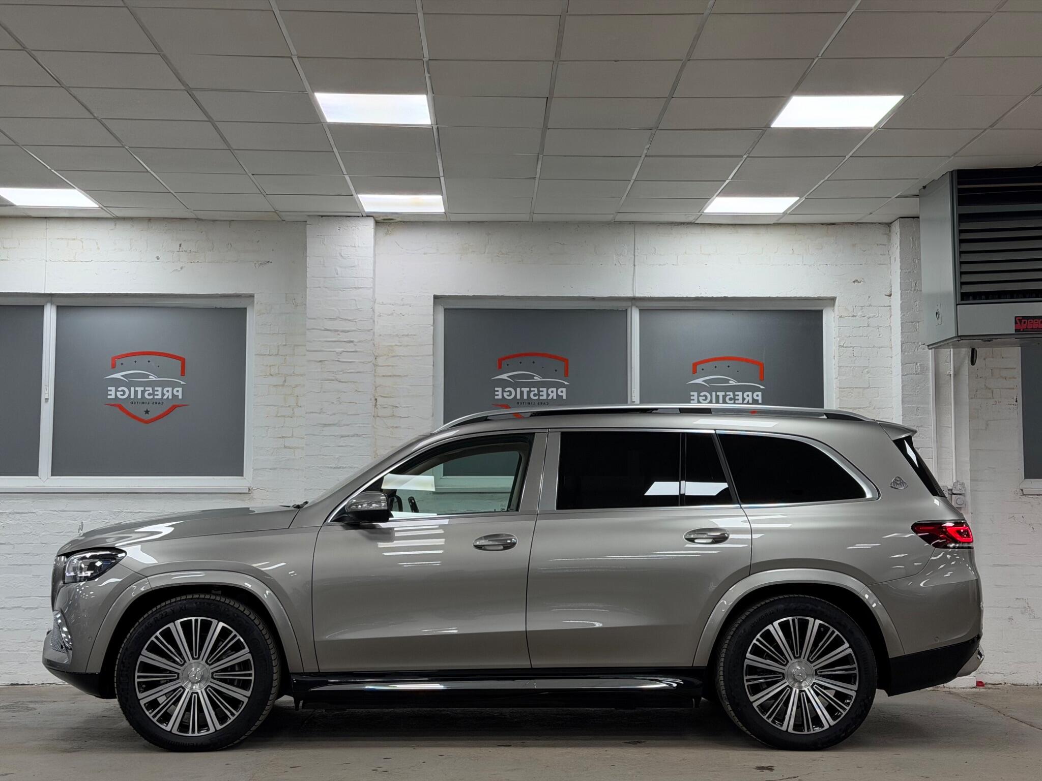 Mercedes-Benz GLS view 80