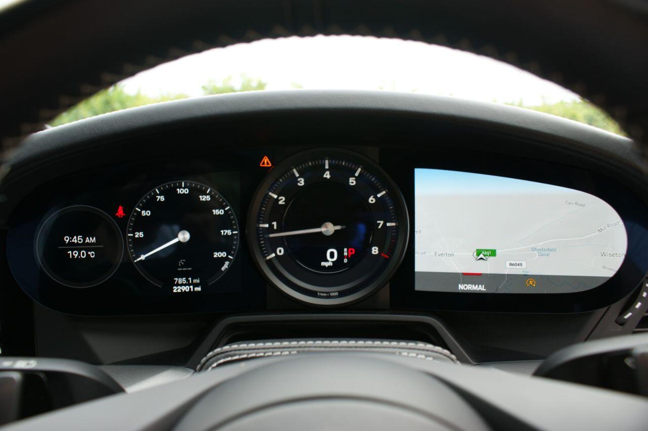 Porsche 911 view 76