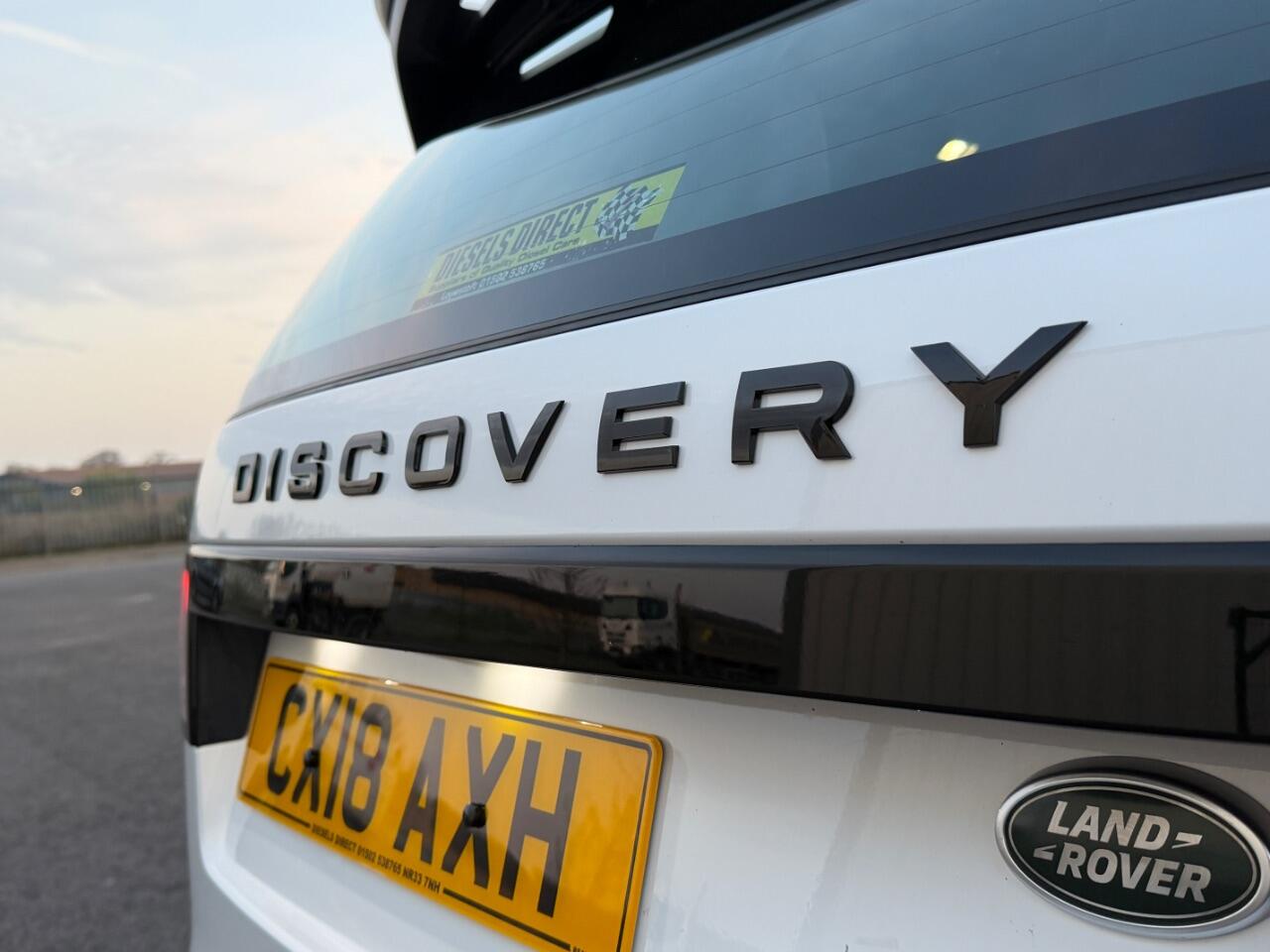 Land Rover Discovery view 40