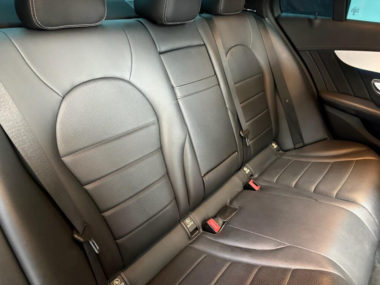 Mercedes-Benz C-Class view 15