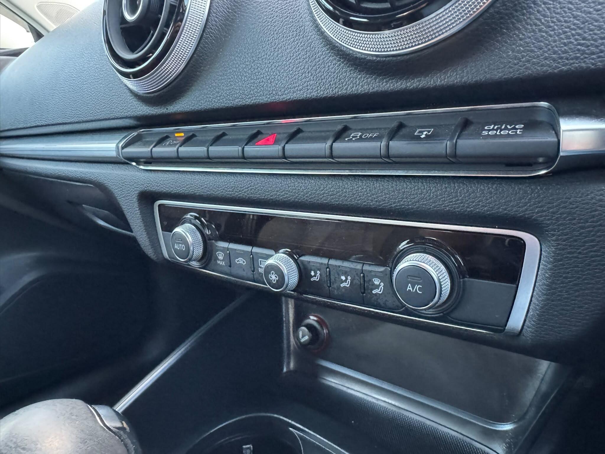 Audi A3 view 52