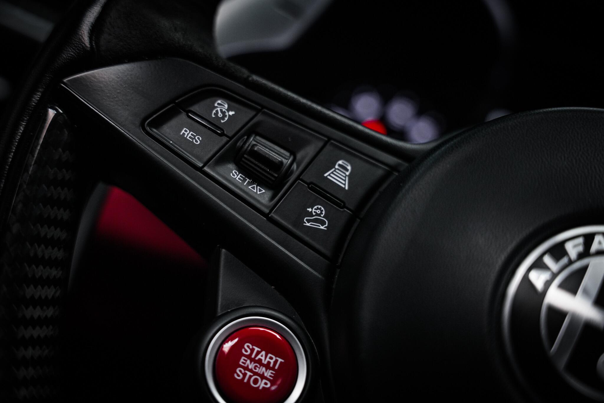 Alfa Romeo Stelvio view 51