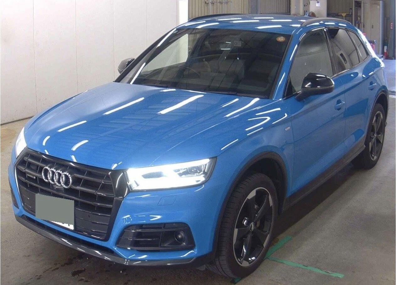 Audi Q5 view 2