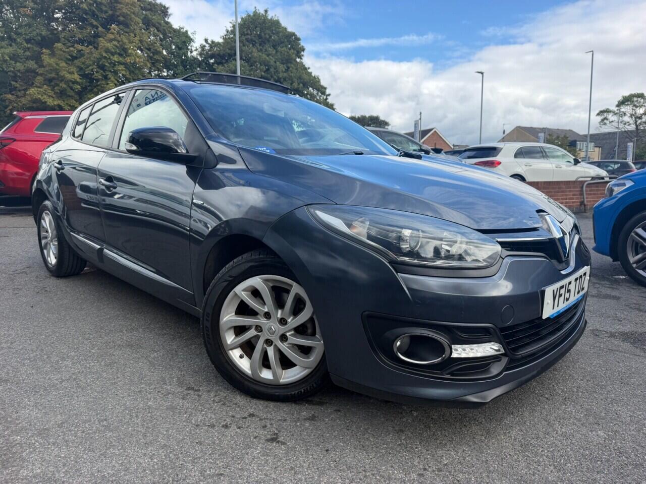 Renault Megane view 11