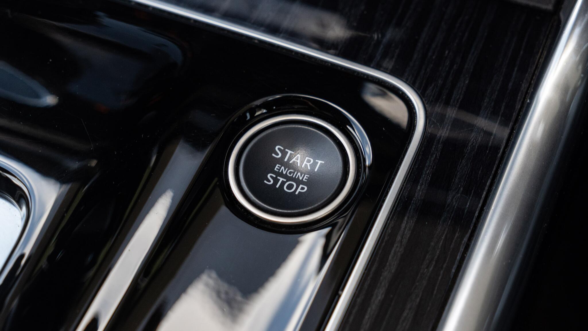 Jaguar Xe view 46