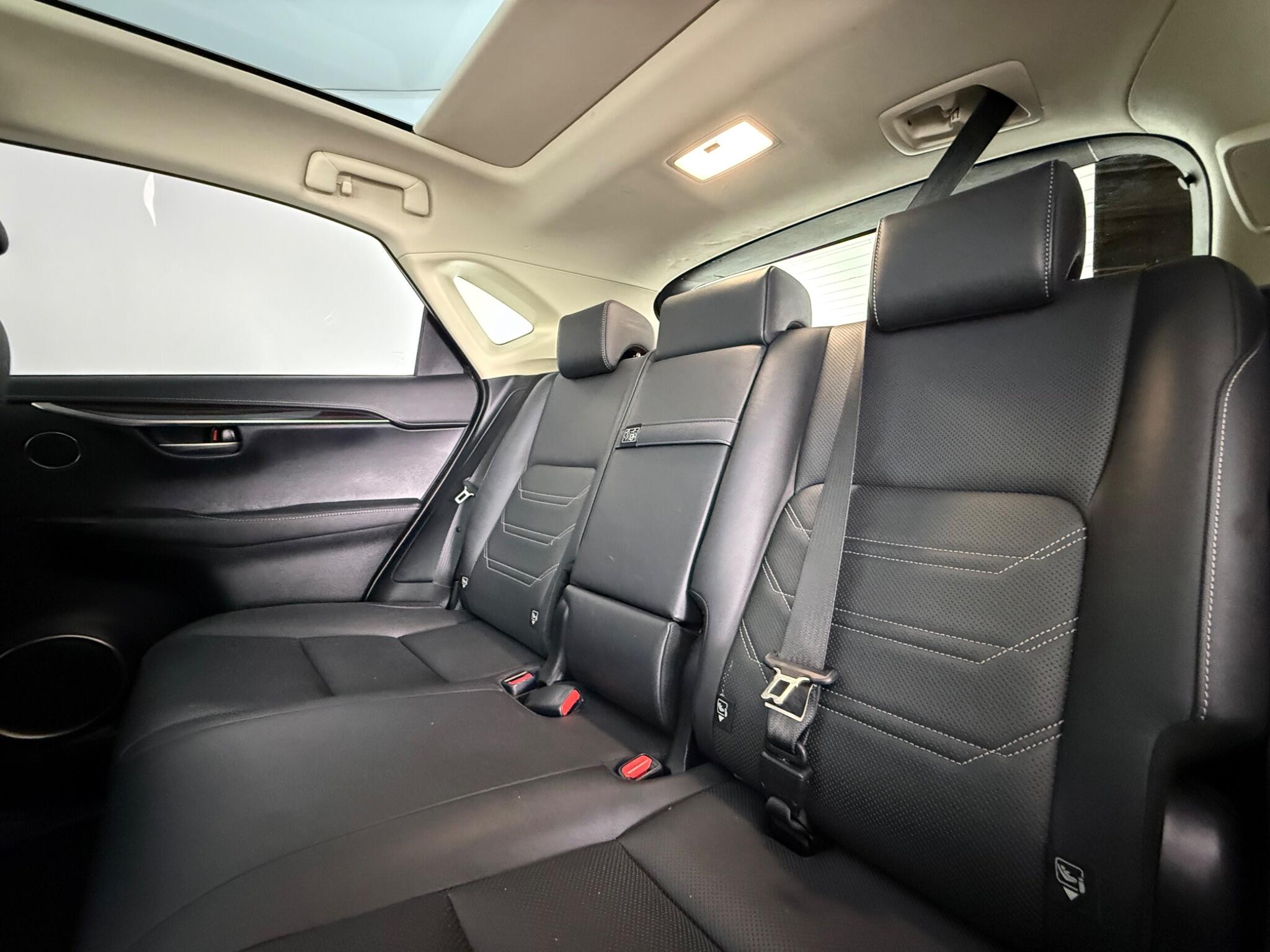 Lexus NX view 32