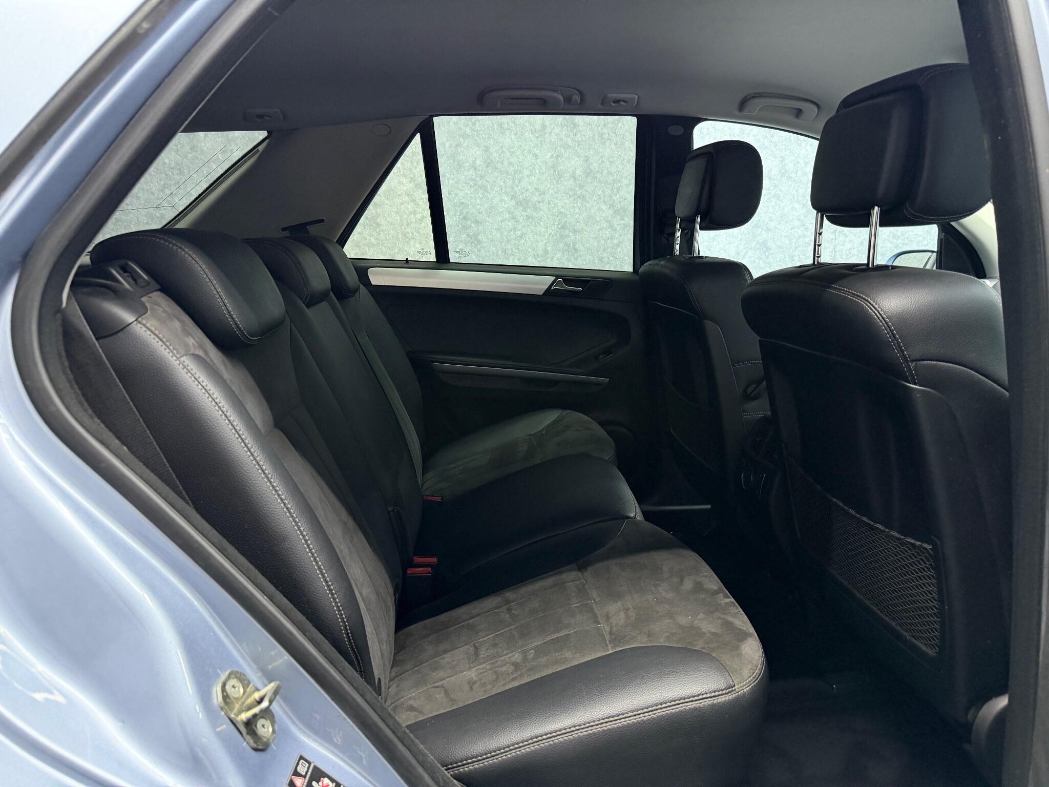 Mercedes-Benz M-Class view 6