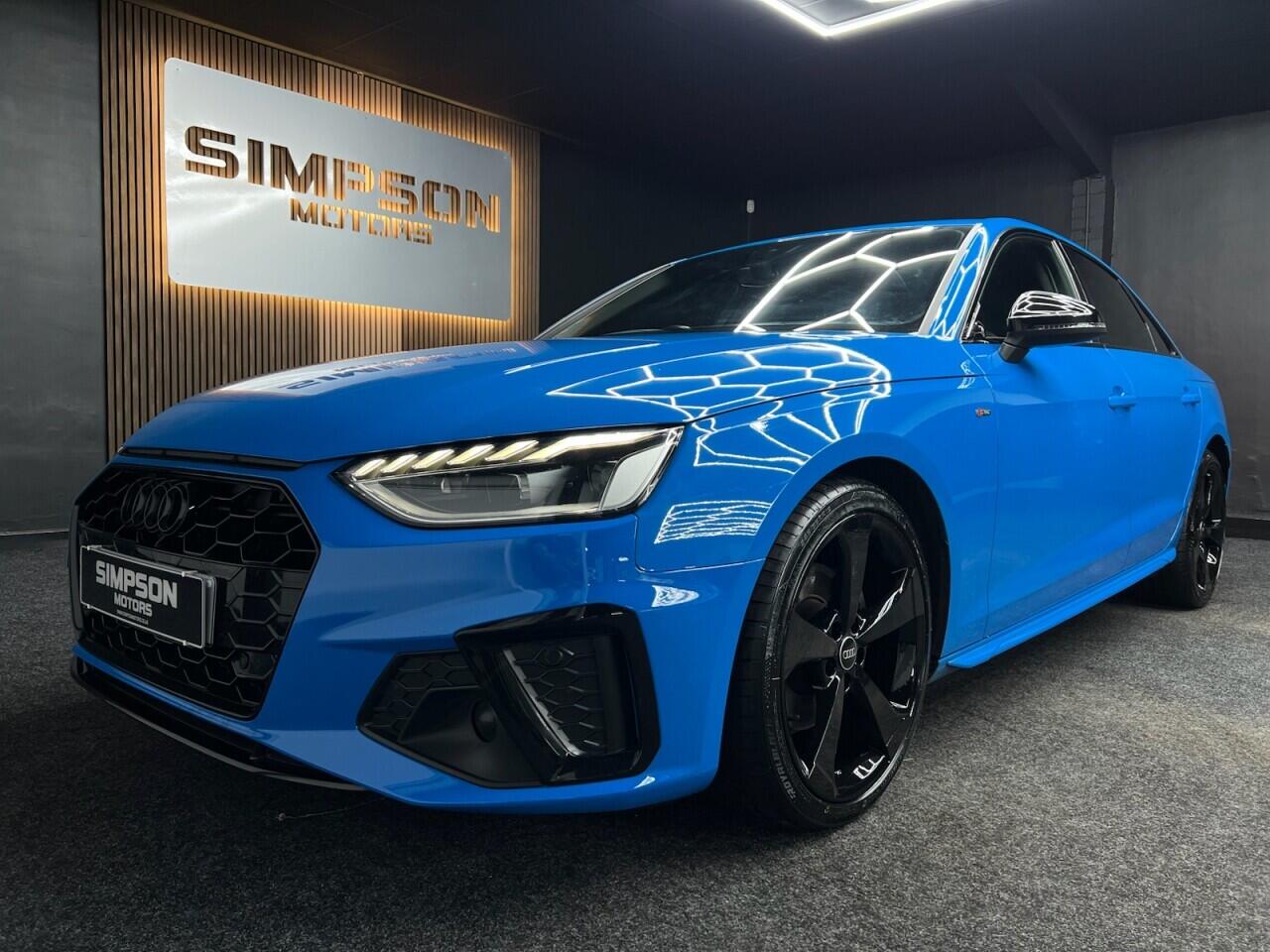 Audi A4 view 26