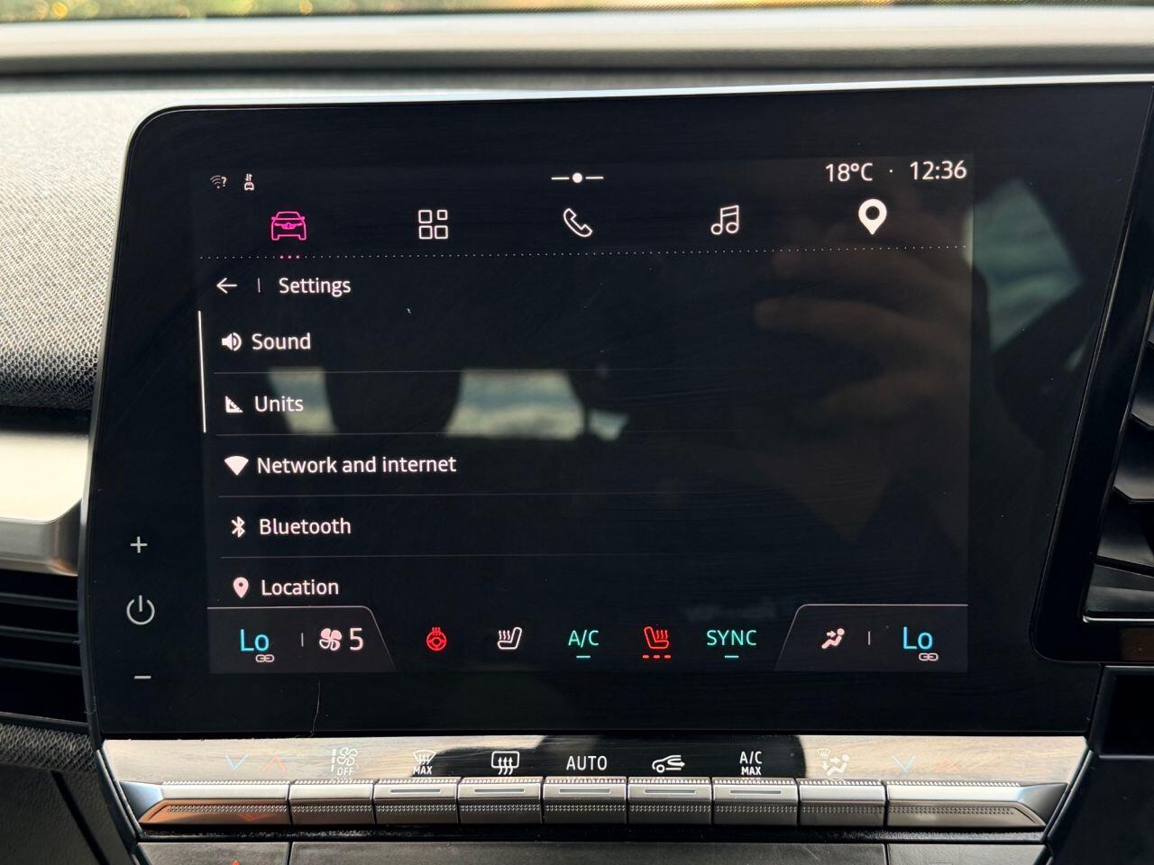 Renault Megane E-Tech view 54