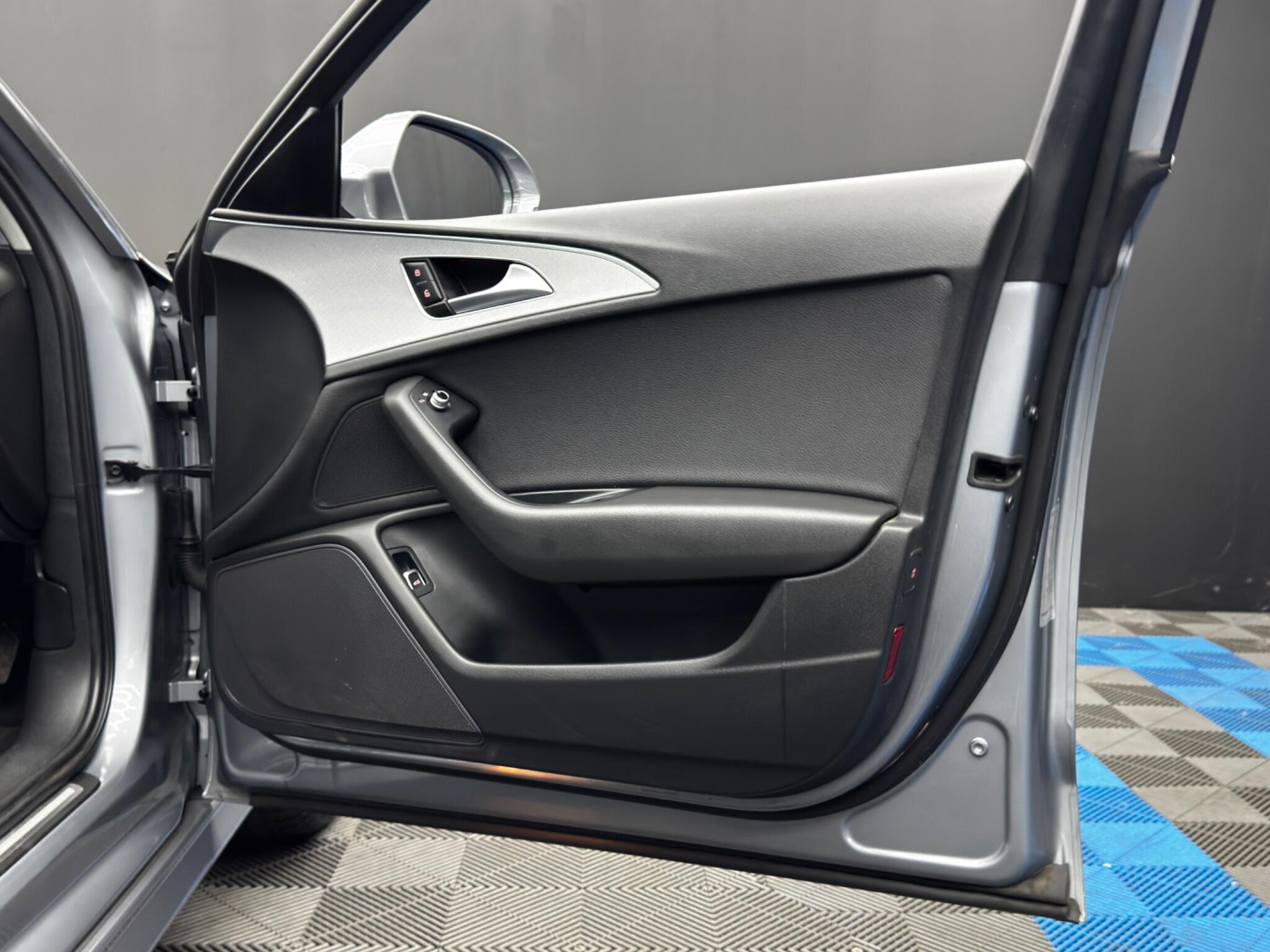 Audi A6 view 42