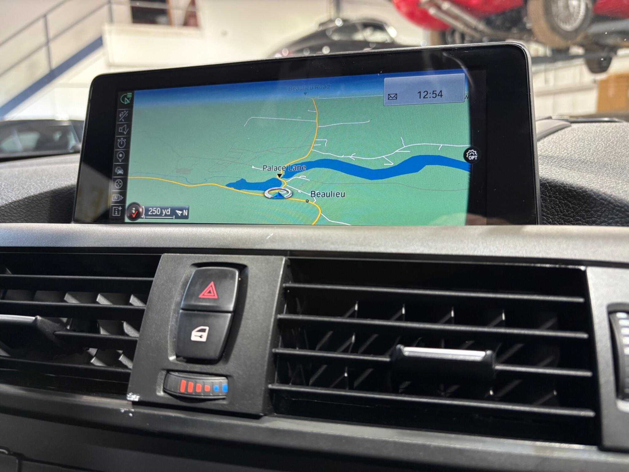 BMW 1 Series view 45