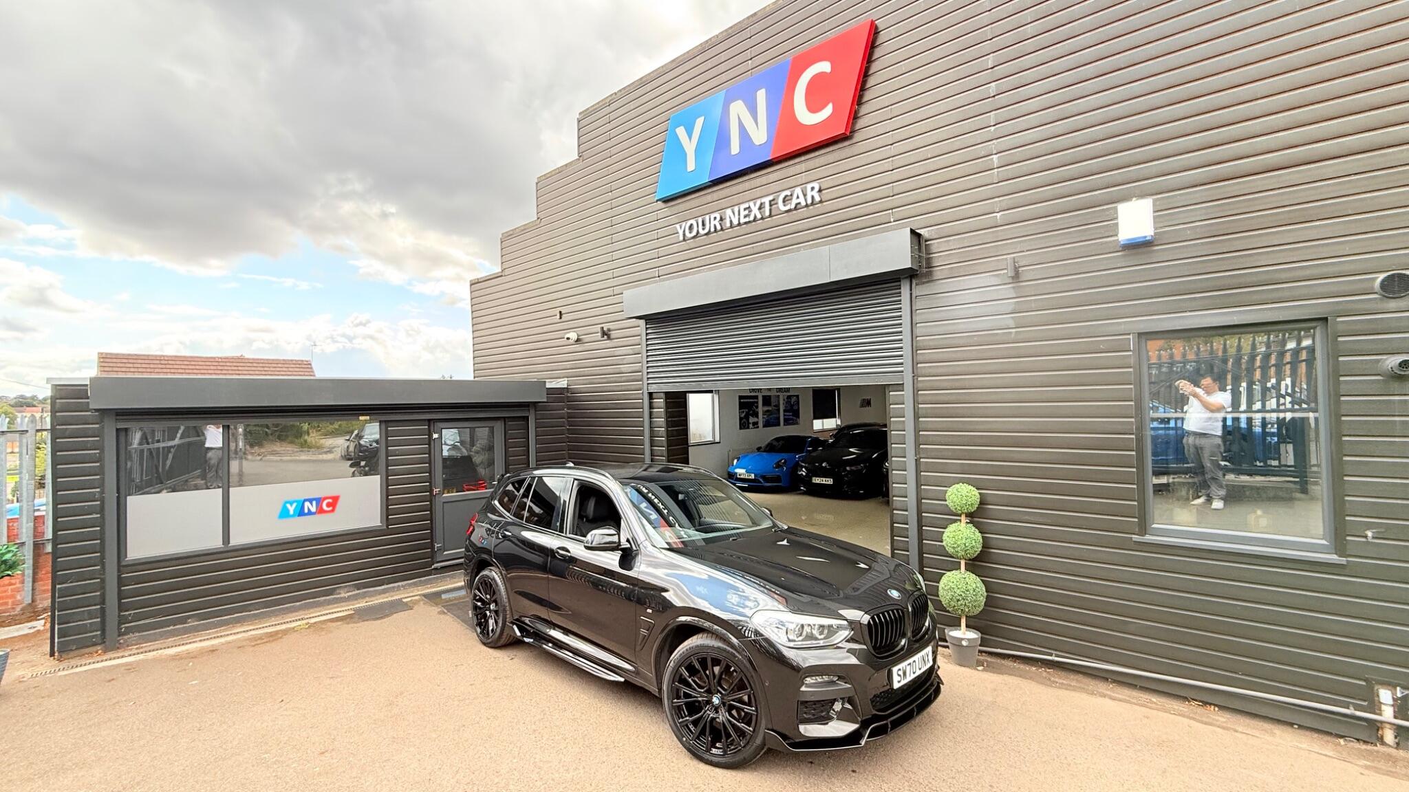 BMW X3 view 3