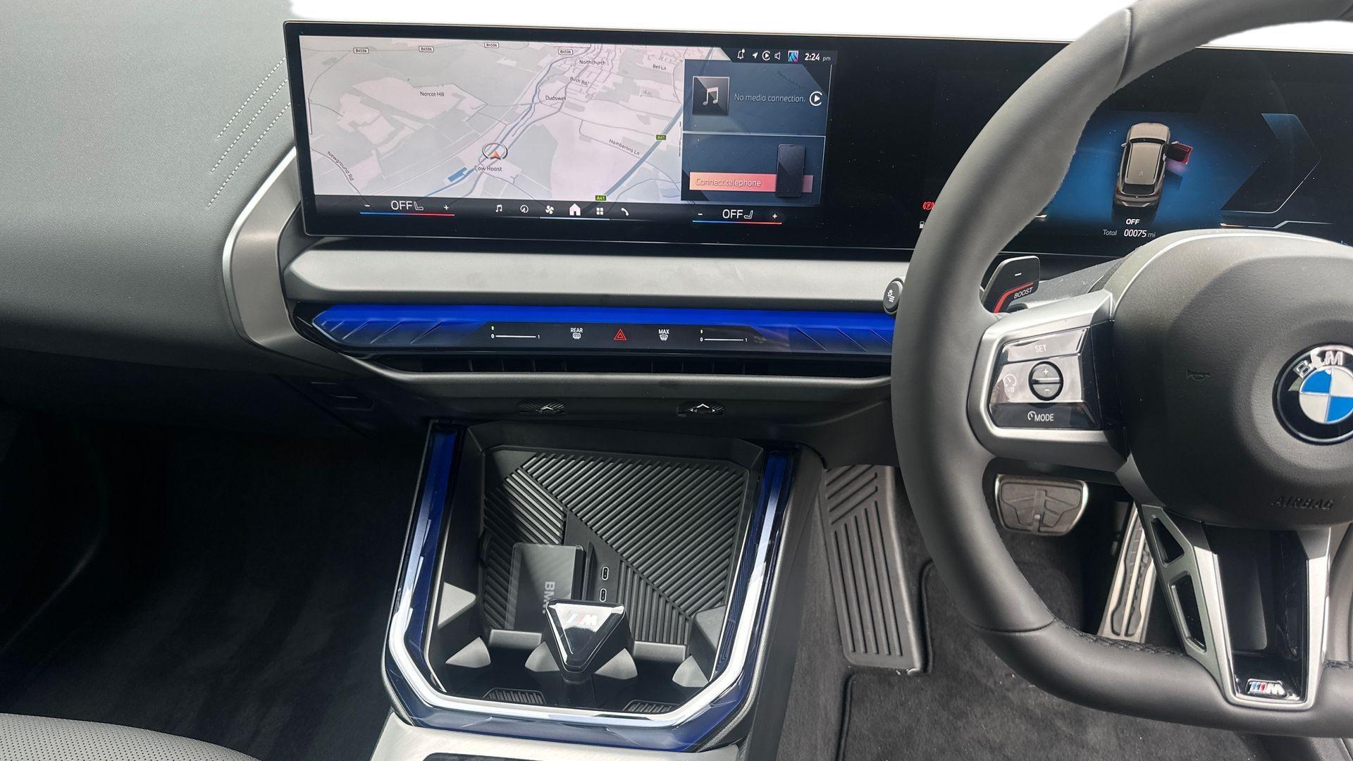 BMW X3 view 4