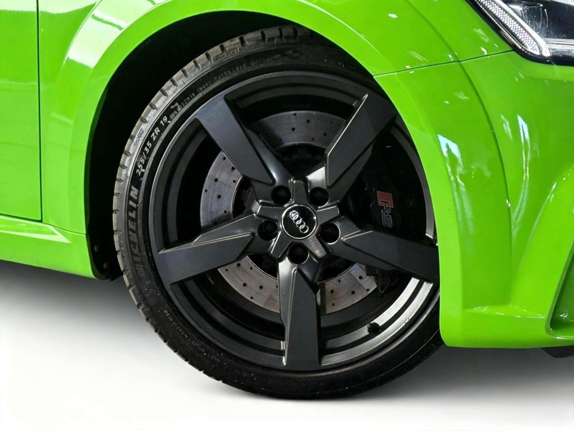 Audi TT RS view 4
