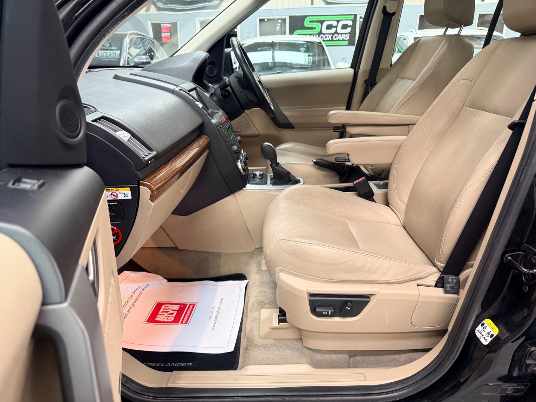 Land Rover Freelander view 4