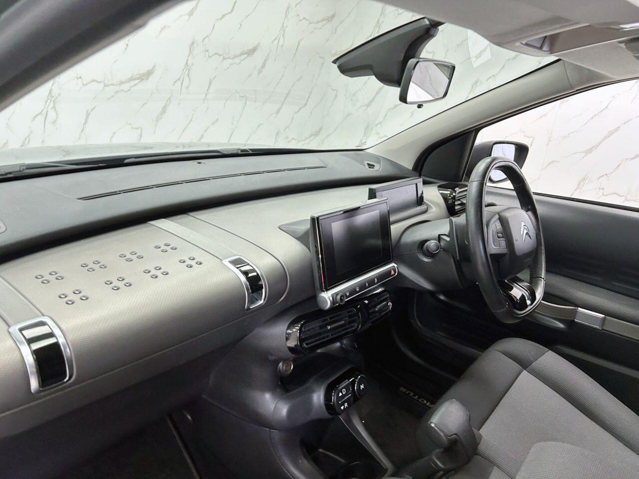 Citroen C4 Cactus view 14