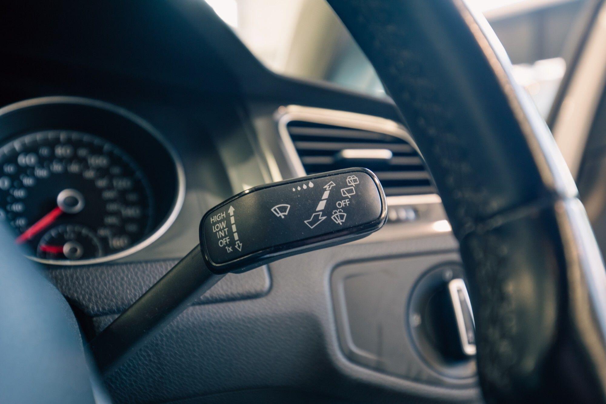 Volkswagen Golf view 15