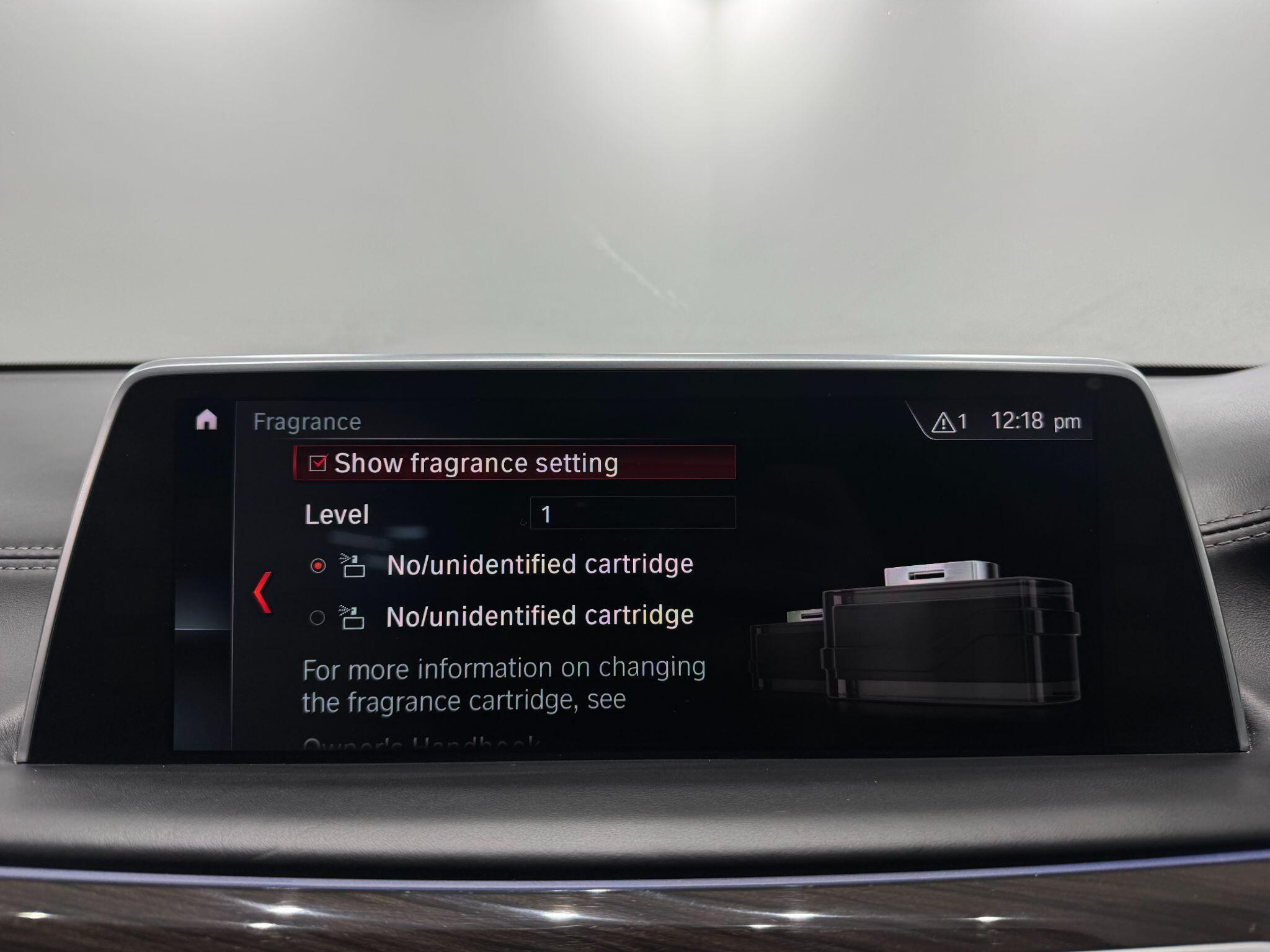 BMW 7 Series view 49
