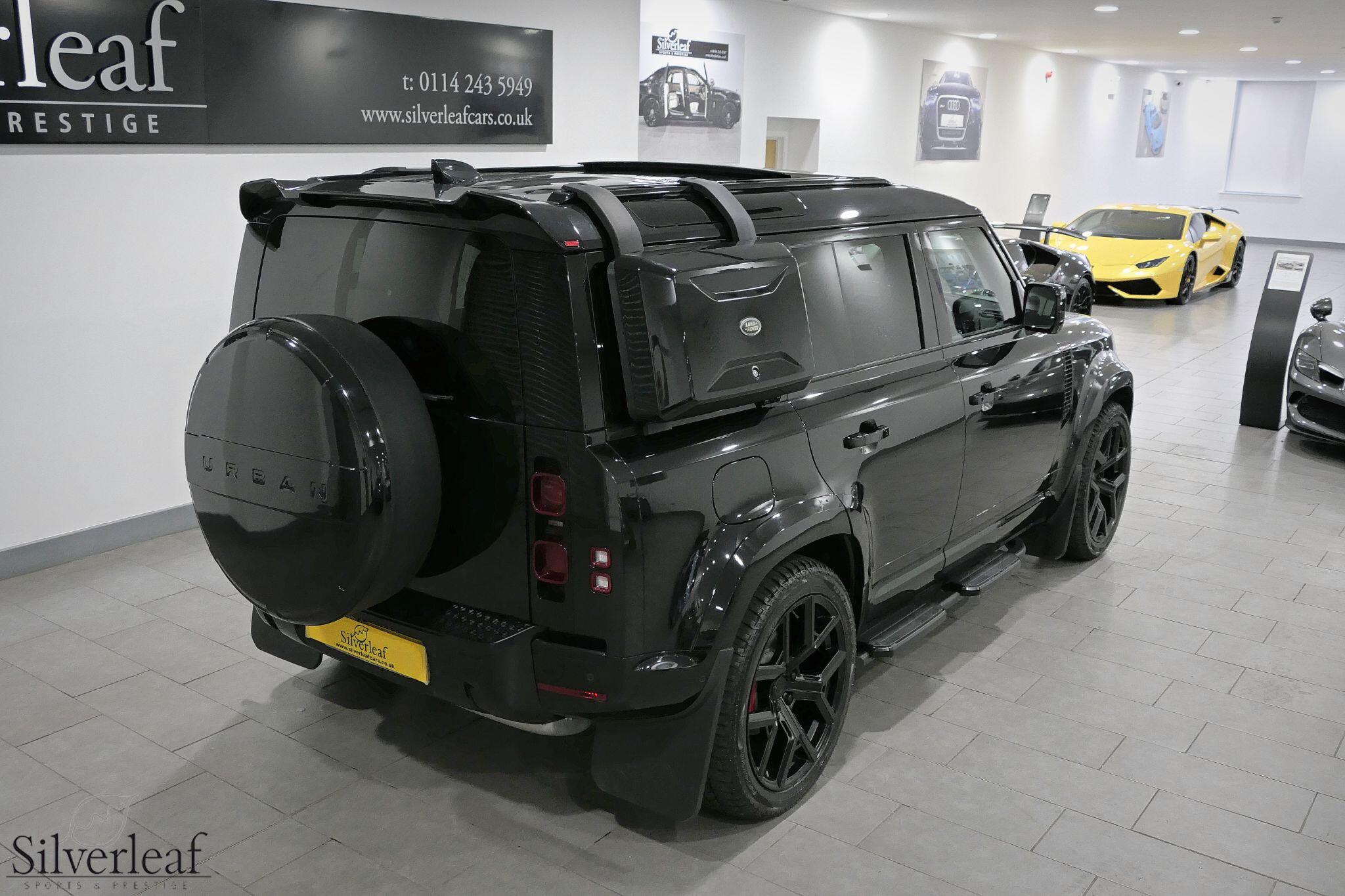 Land Rover Defender view 40