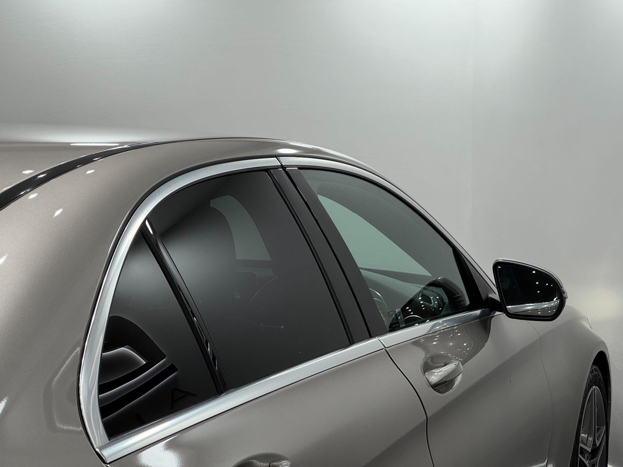 Mercedes-Benz C-Class view 20