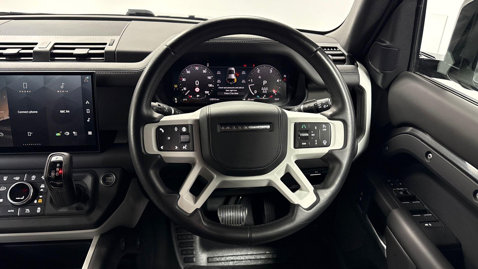 Land Rover Defender view 15