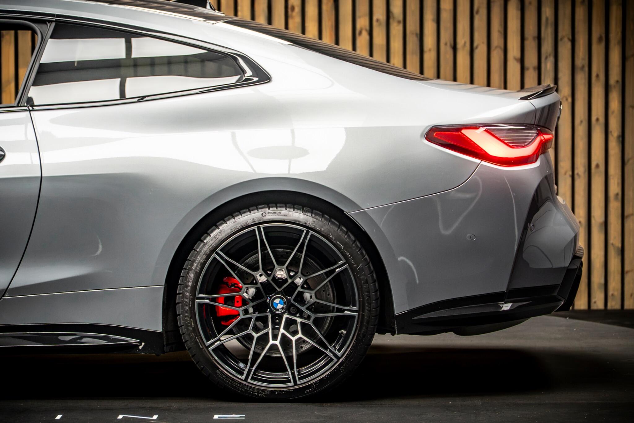 BMW M4 view 18