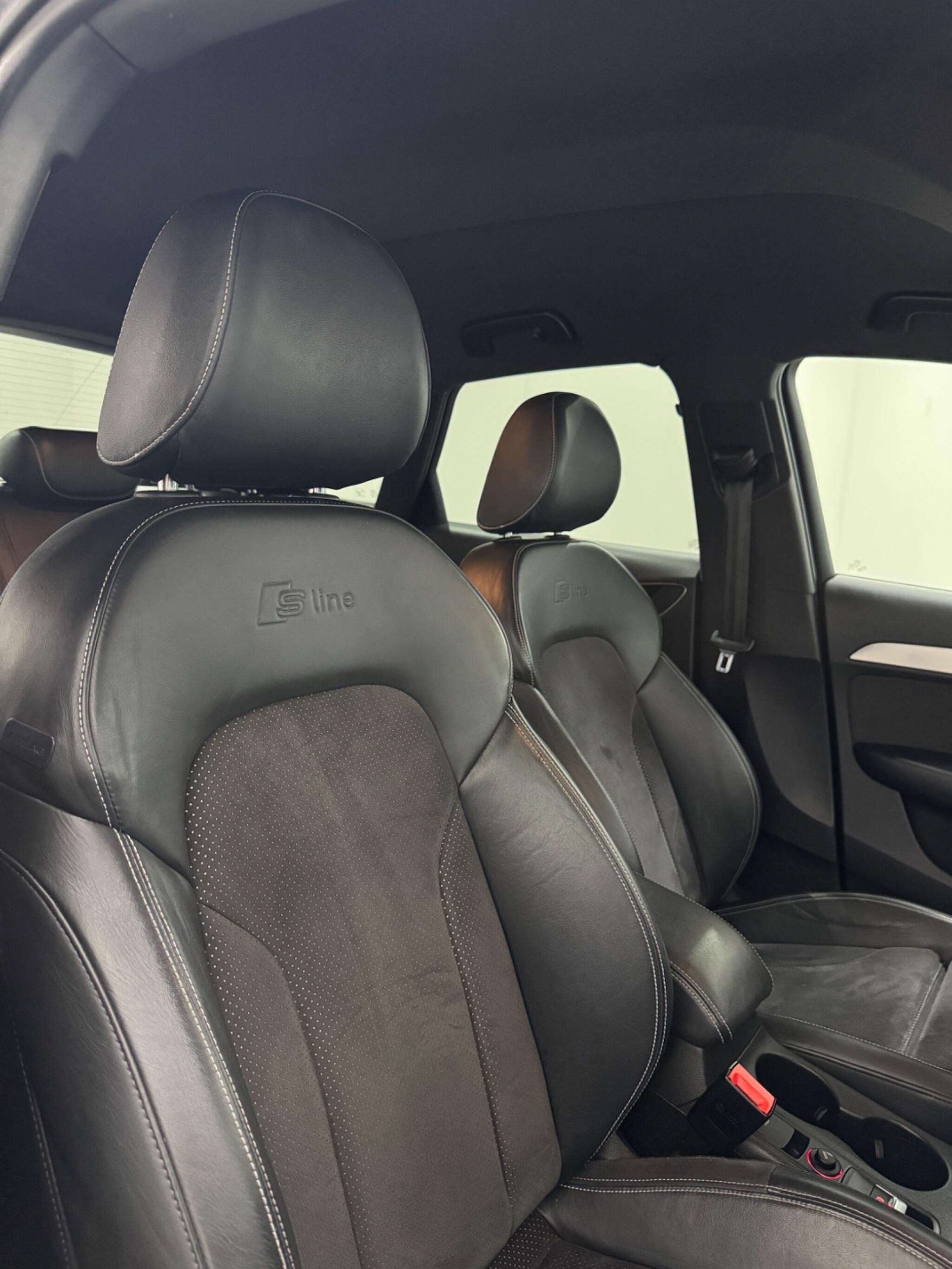 Audi Q3 view 9