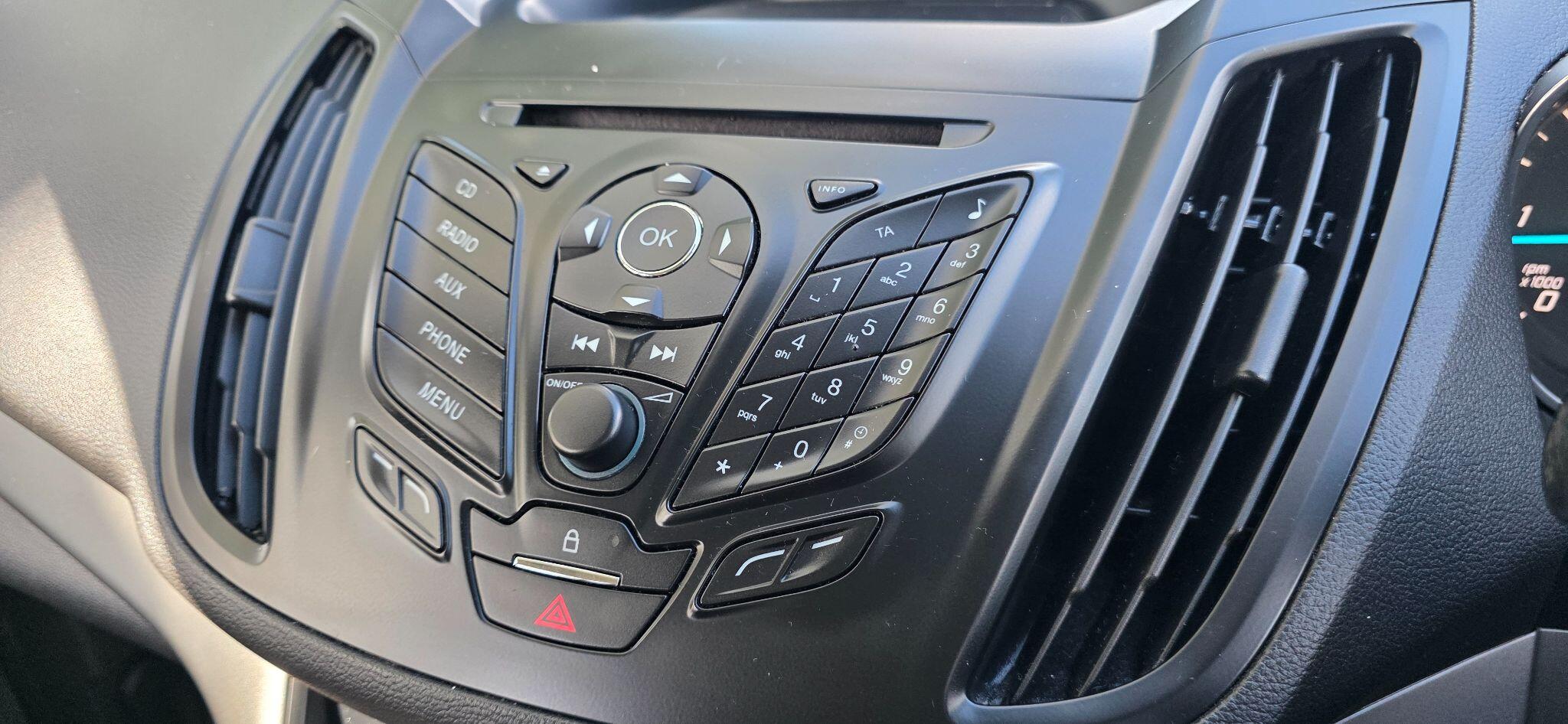 Ford Kuga view 32