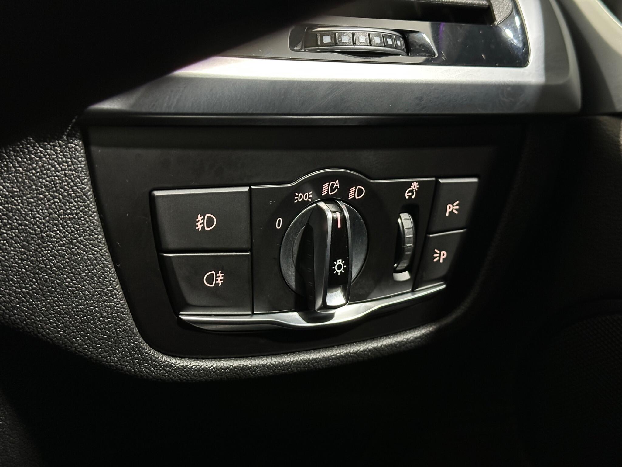 BMW X3 view 18