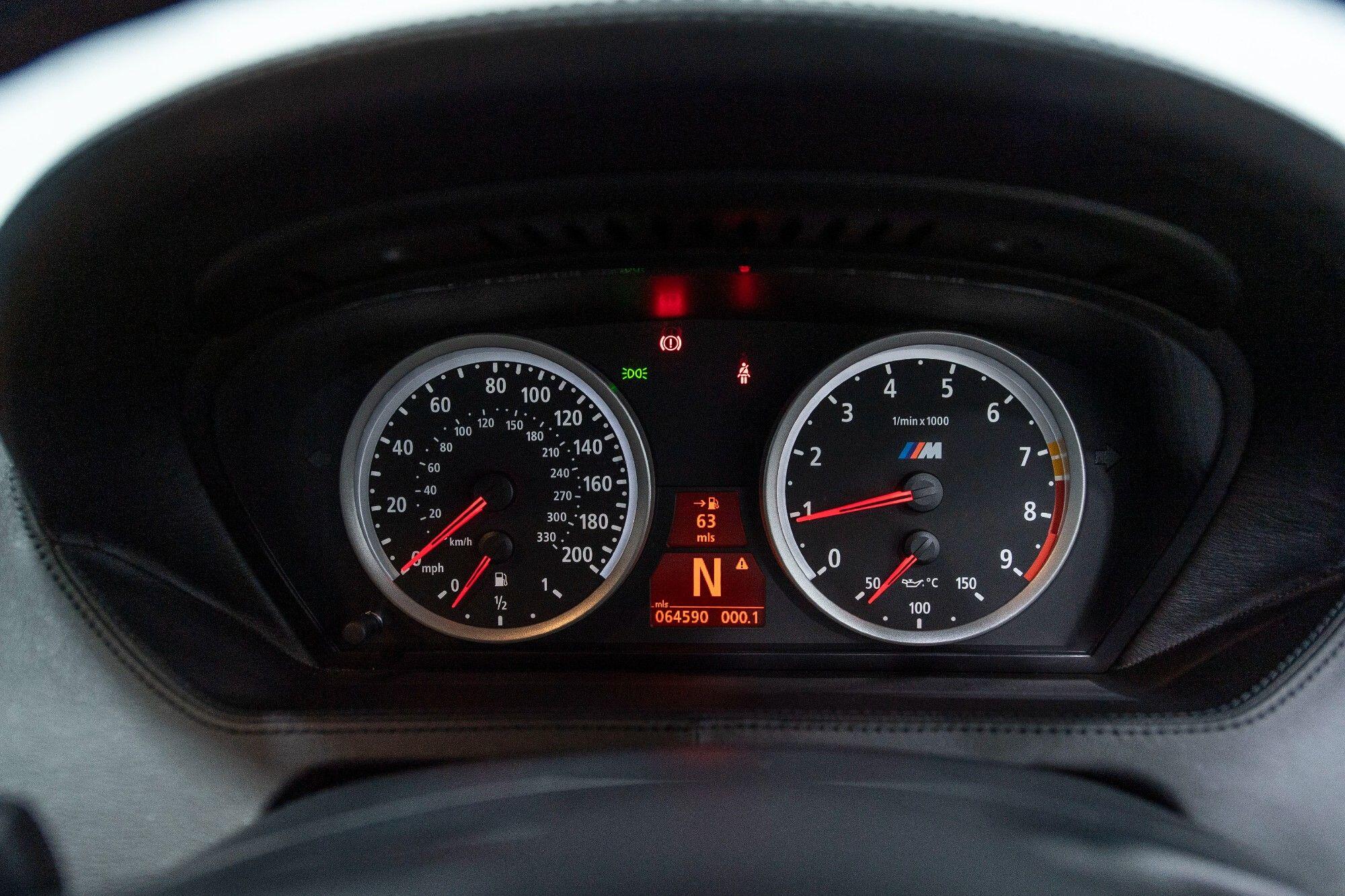 BMW M6 view 13