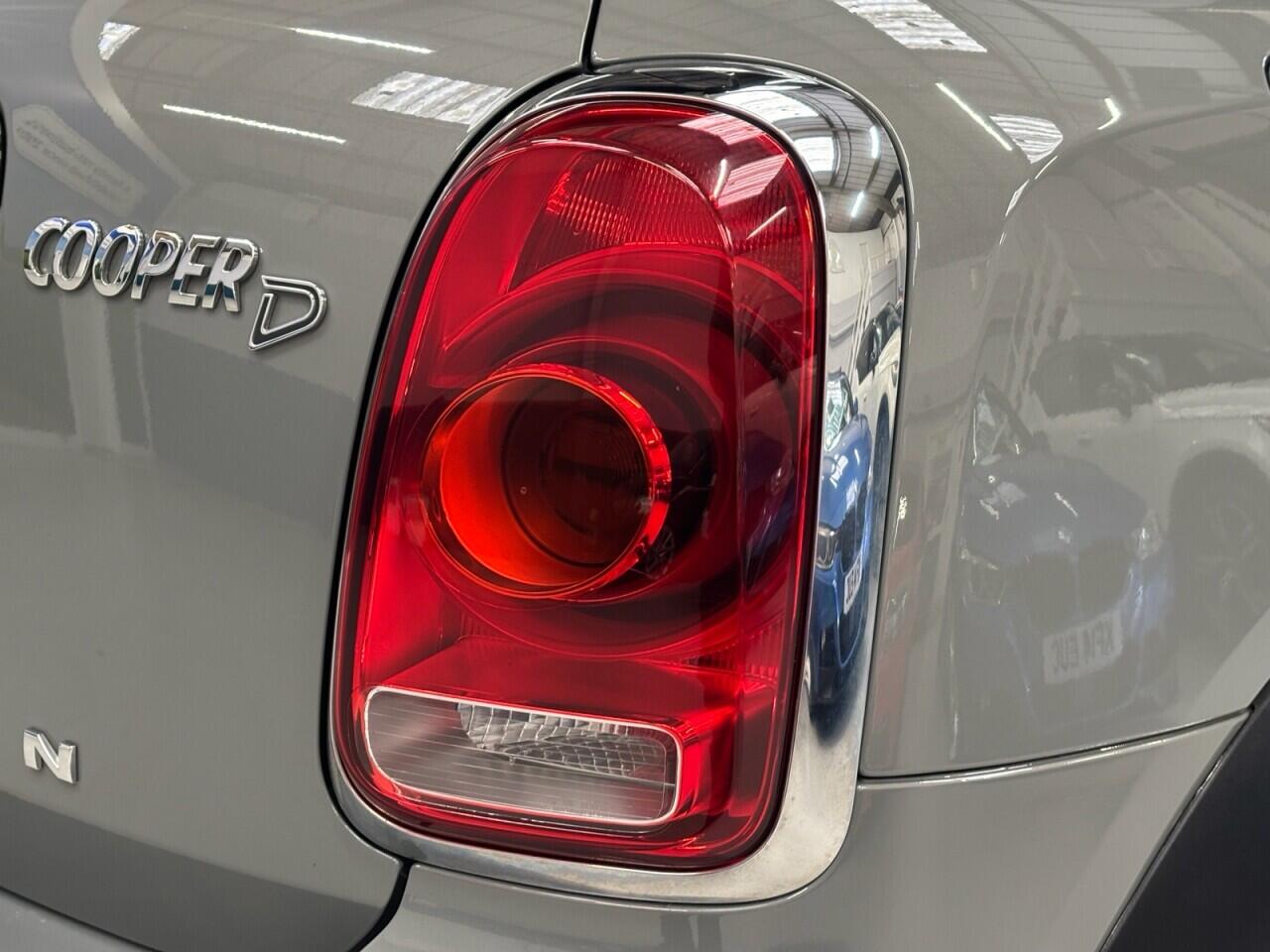 Mini Countryman view 50