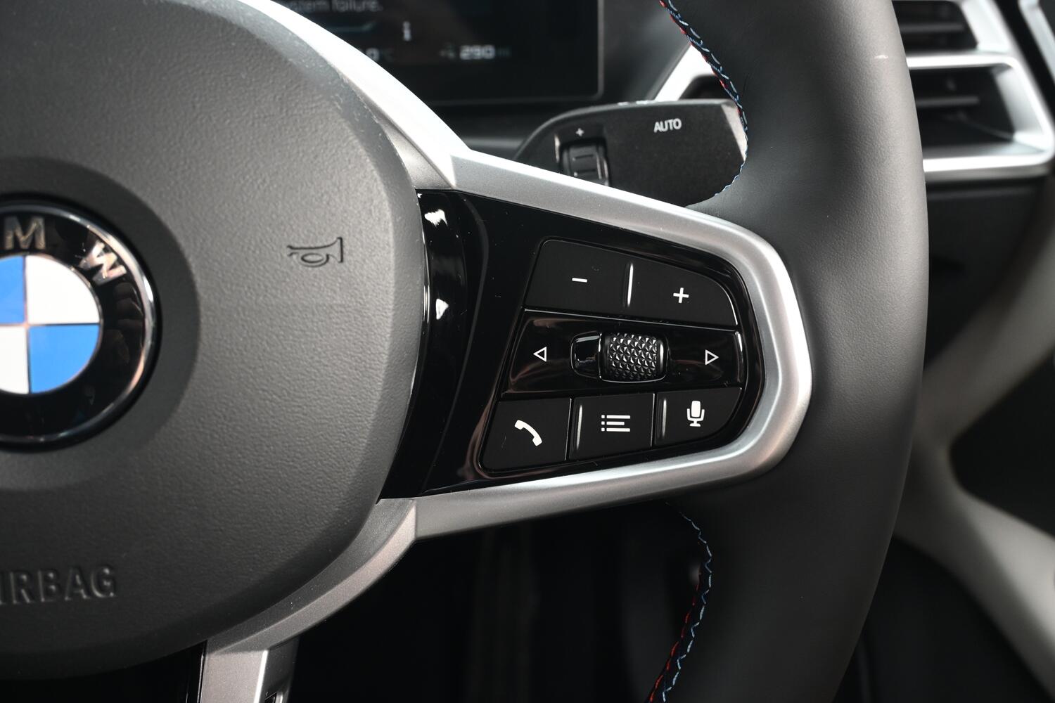 BMW I4 view 18