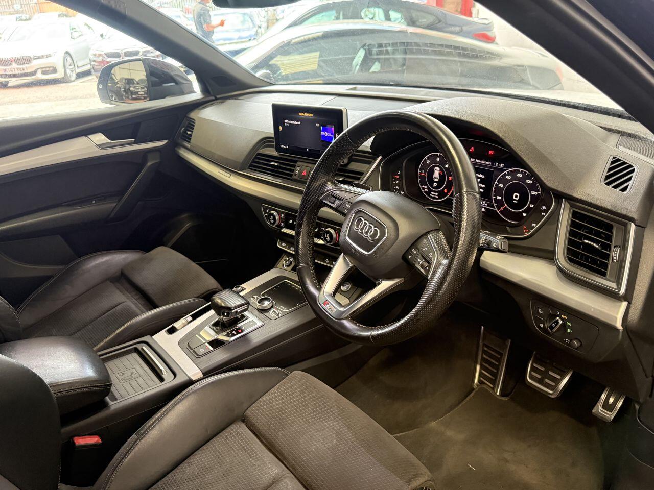 Audi Q5 view 33