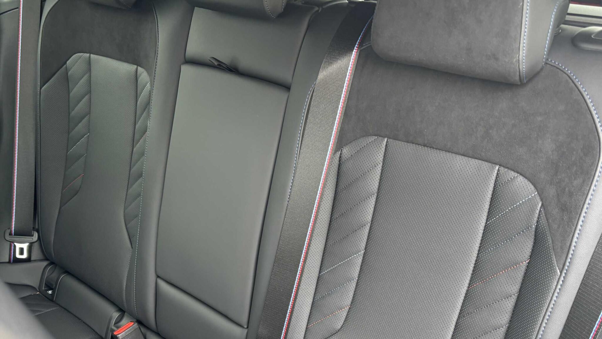 BMW X3 view 13