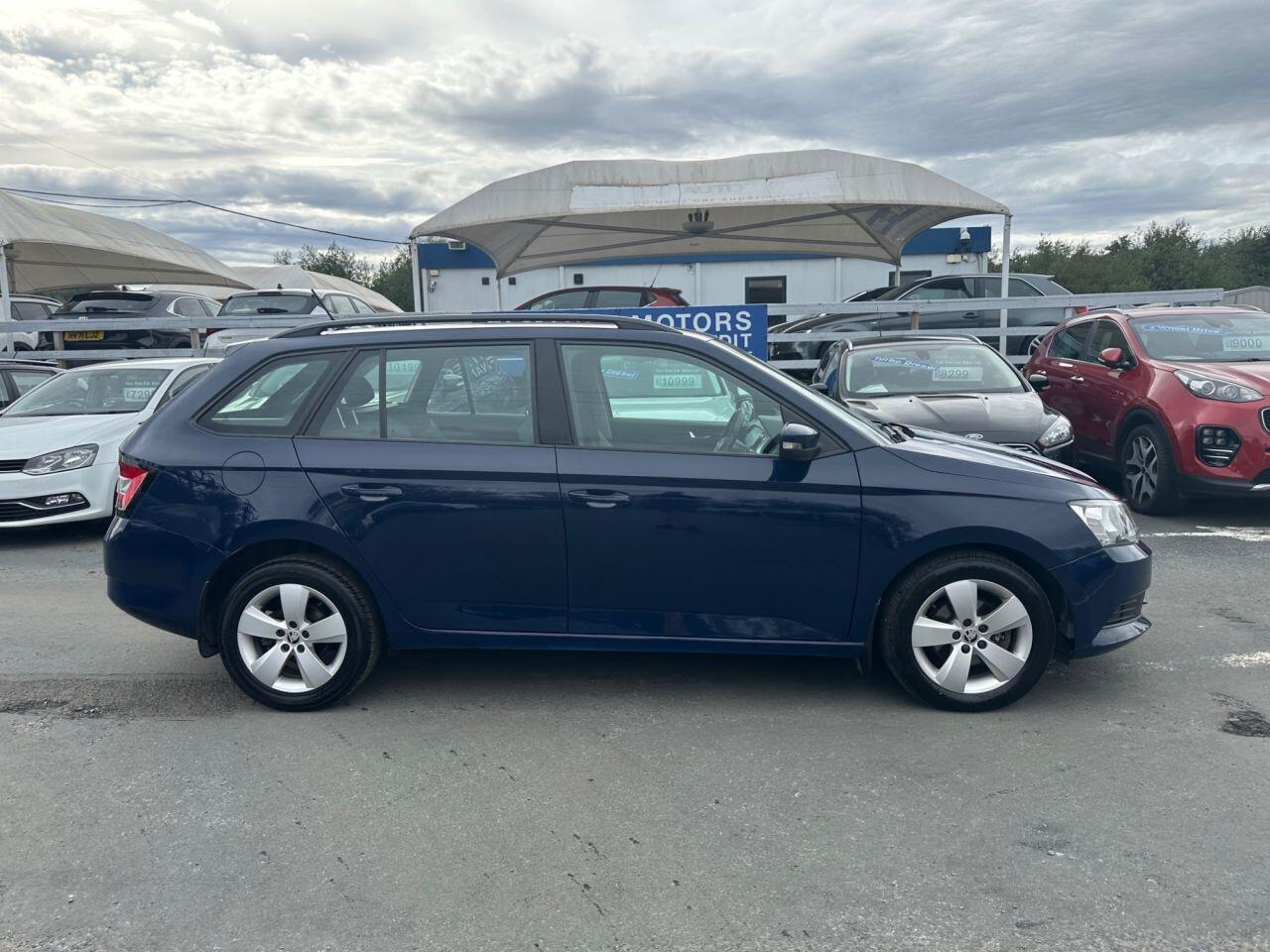 Skoda Fabia view 35